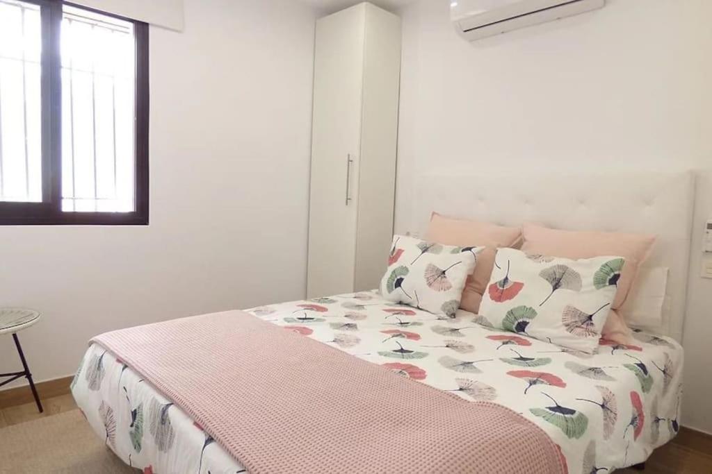 Luxury Apartment in Puerto Banus Free Parking, 100m to Beach & Marina