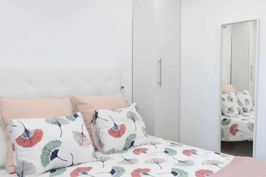 Luxury Apartment in Puerto Banus Free Parking, 100m to Beach & Marina