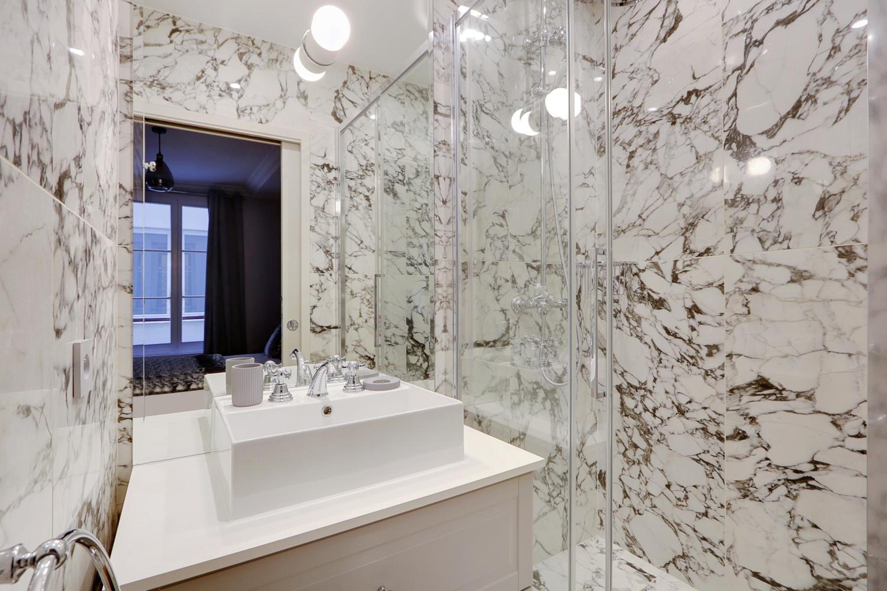 Pick A Flat's Apartments in Opéra Saint Lazarre - Rue de l'Isly