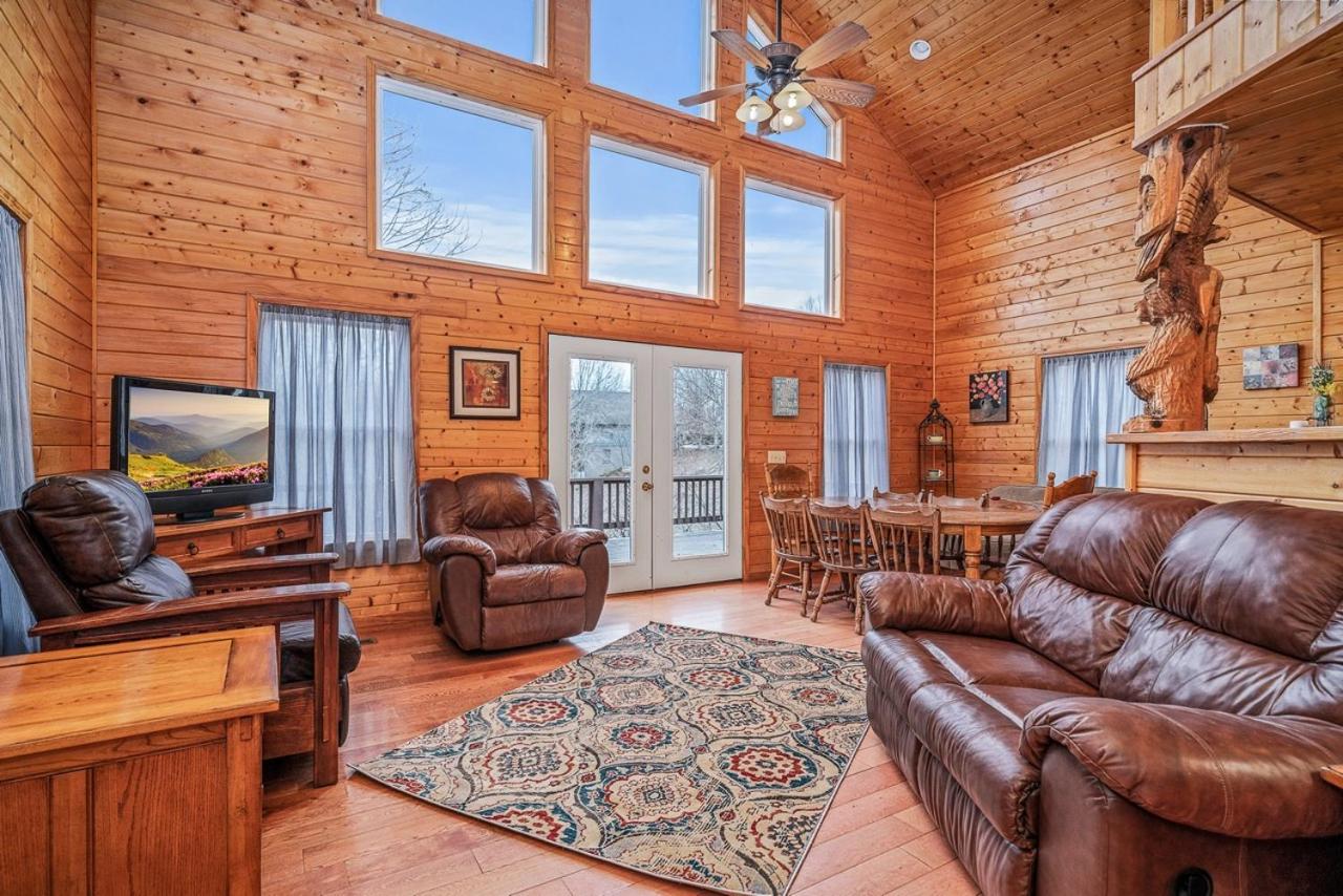 New Listing & Hot Tub!! Rustic Lake Cabin near three marinas! Byrdstown, TN view 2