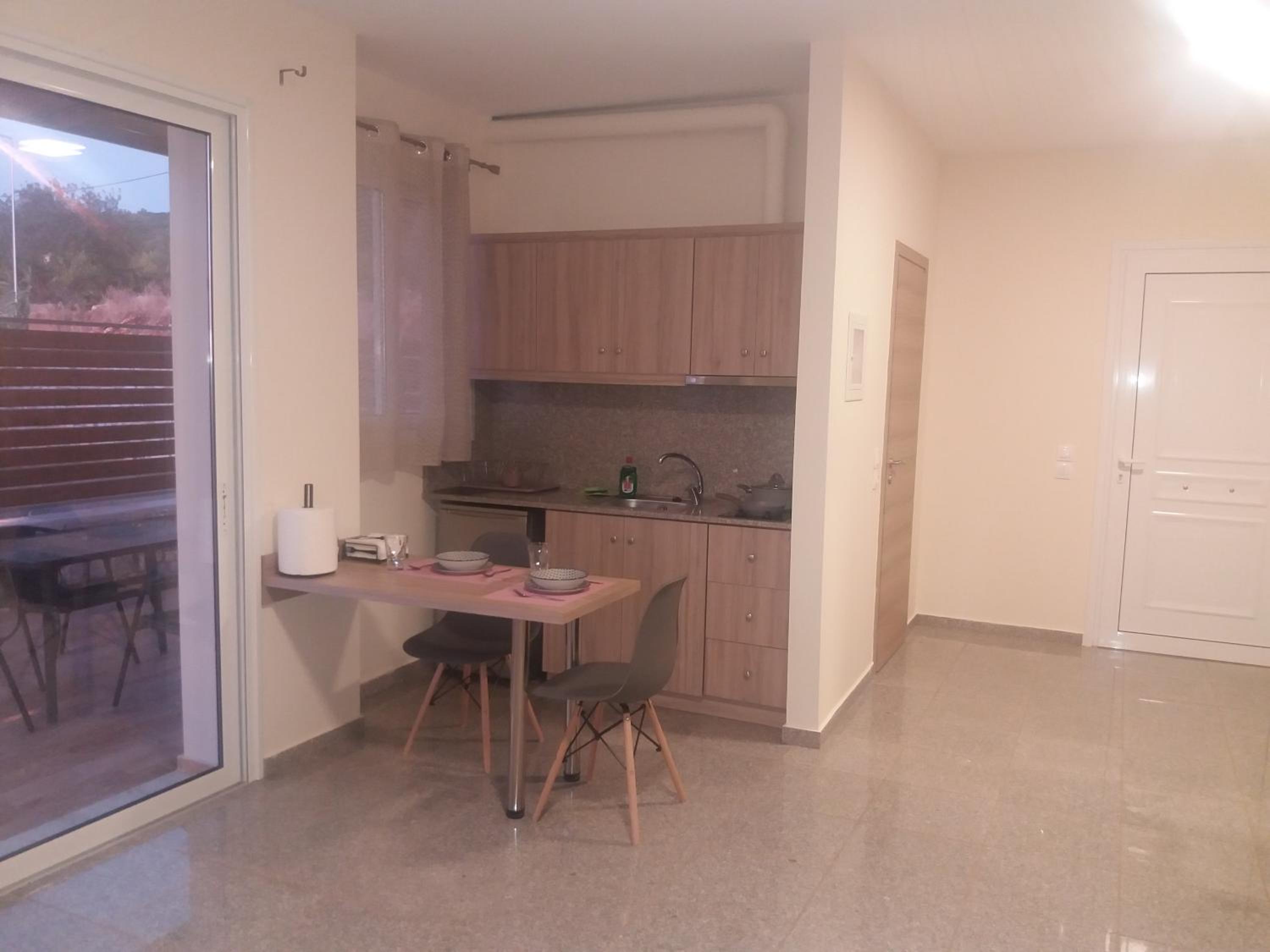 Nereids Apartments-Pronoe view 3