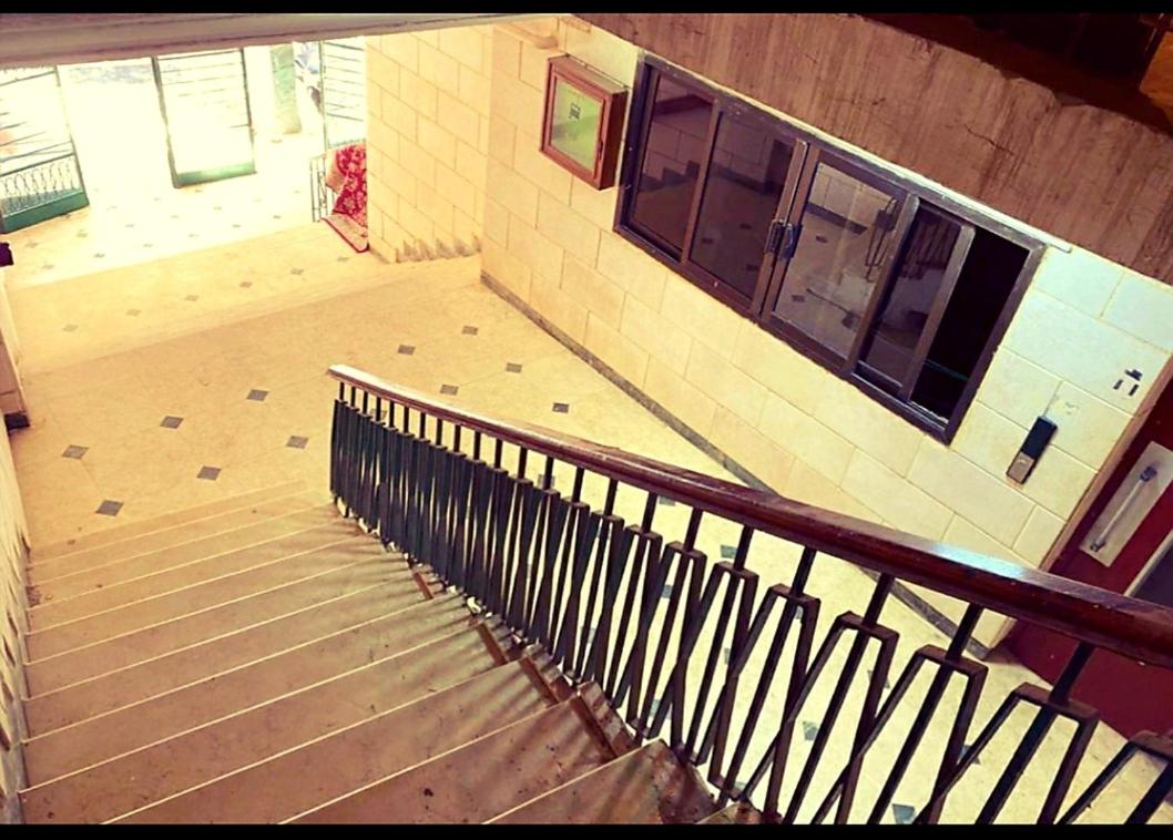 Omar Apartment