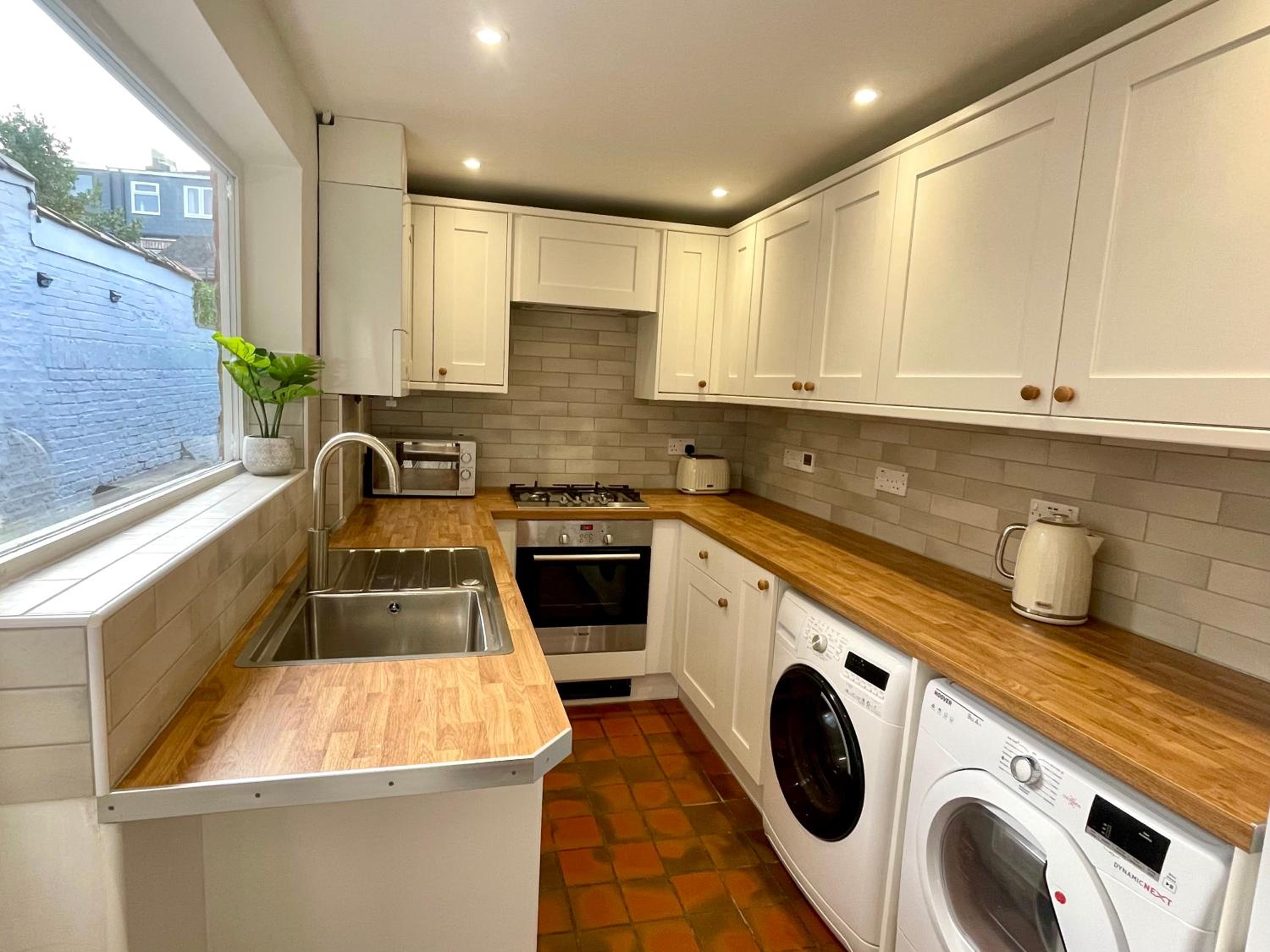 Great Town House - Central York view 5