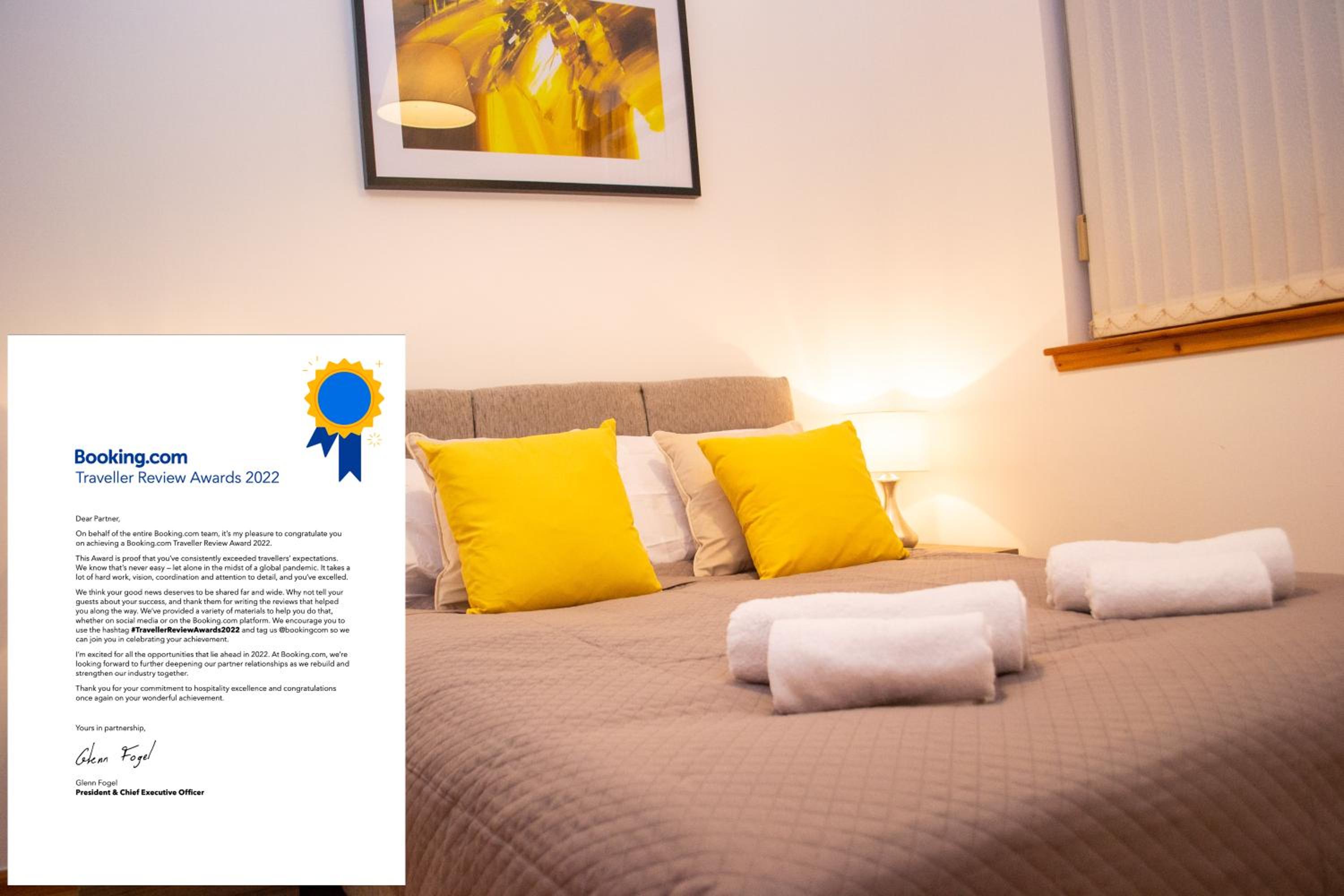 Superb 2 Bedroom Flat - Refurbished Dec 2024 view 2