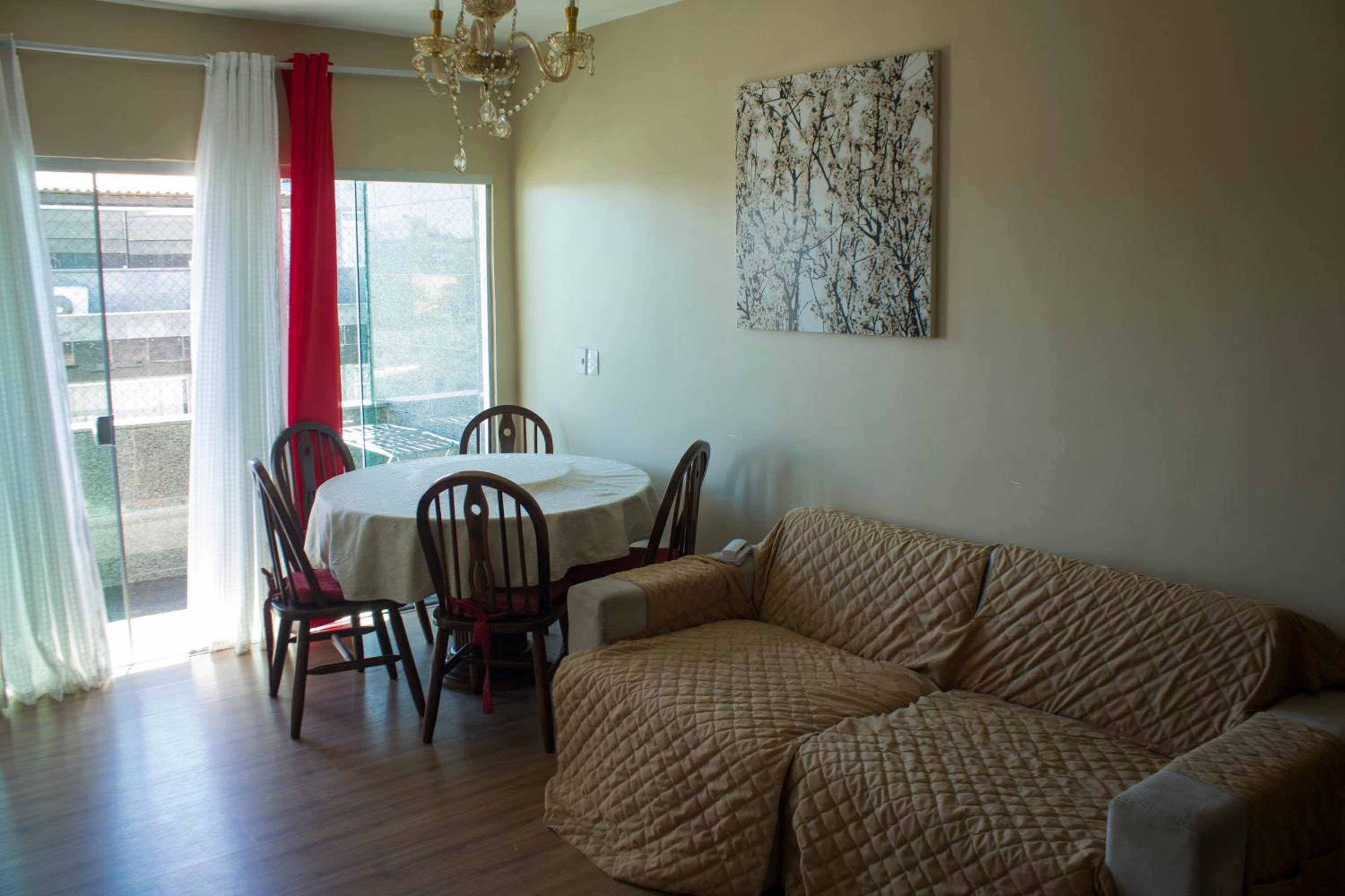 Maravilhoso apartamento de 2 quartos com vista mar