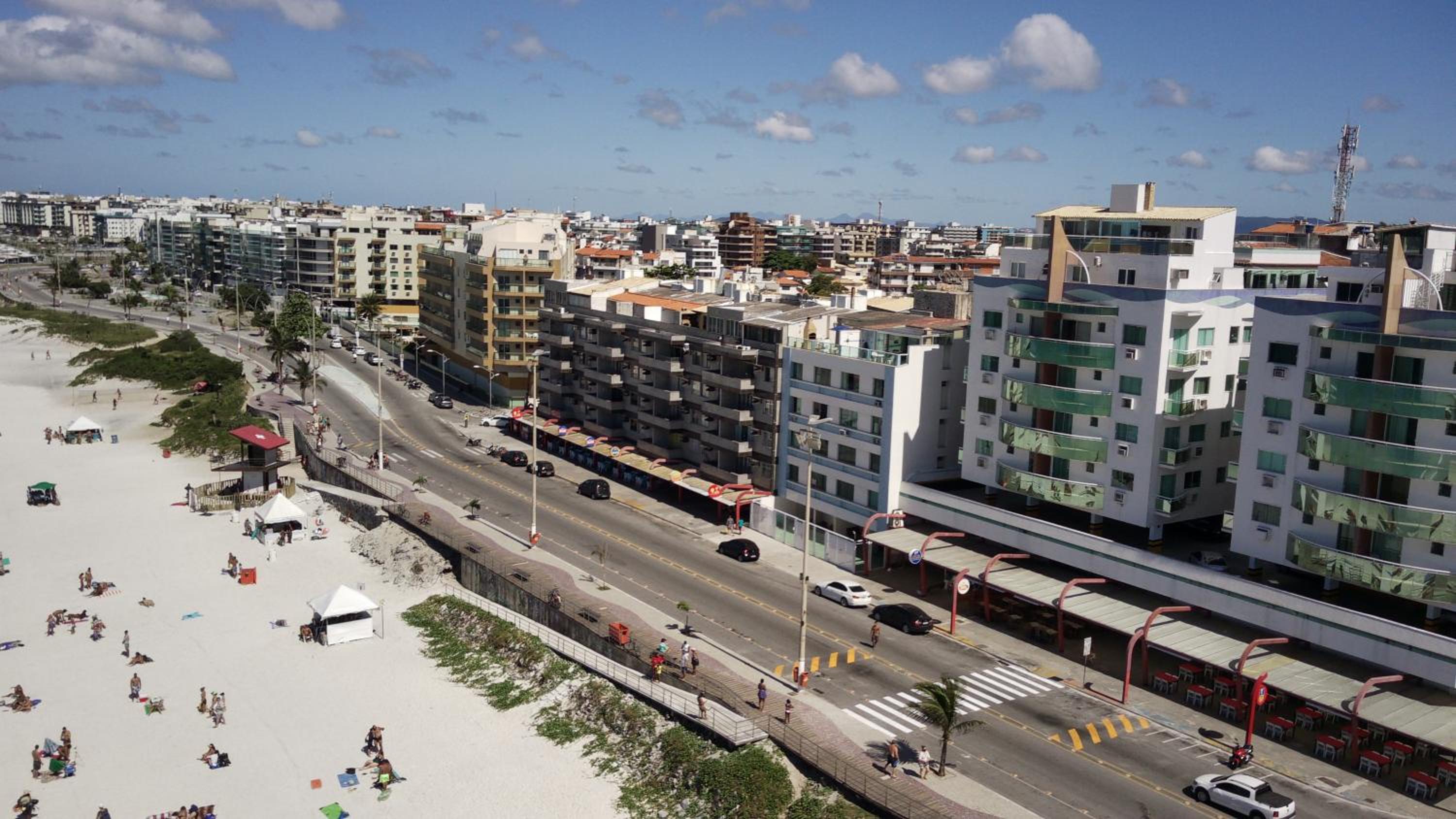 Maravilhoso apartamento de 2 quartos com vista mar