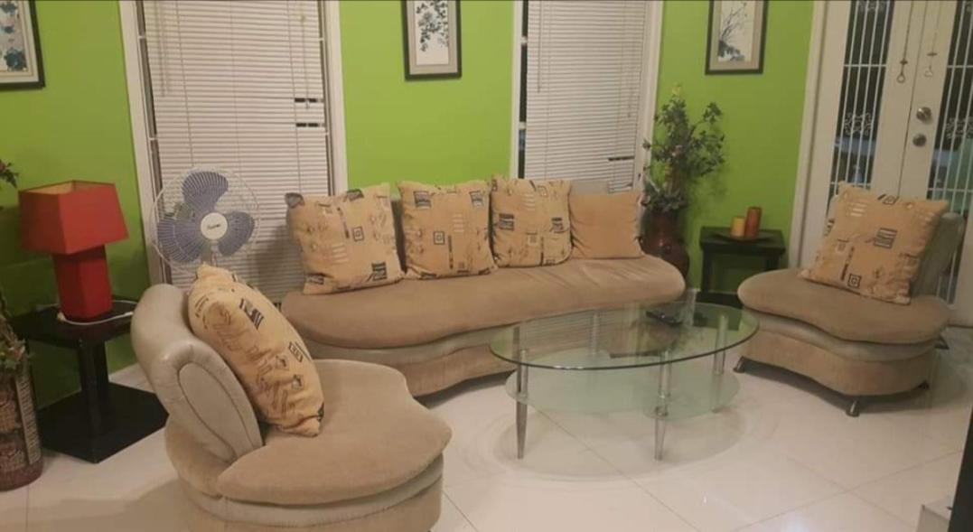 Serdena Homestay Fronting Cuatro Islas