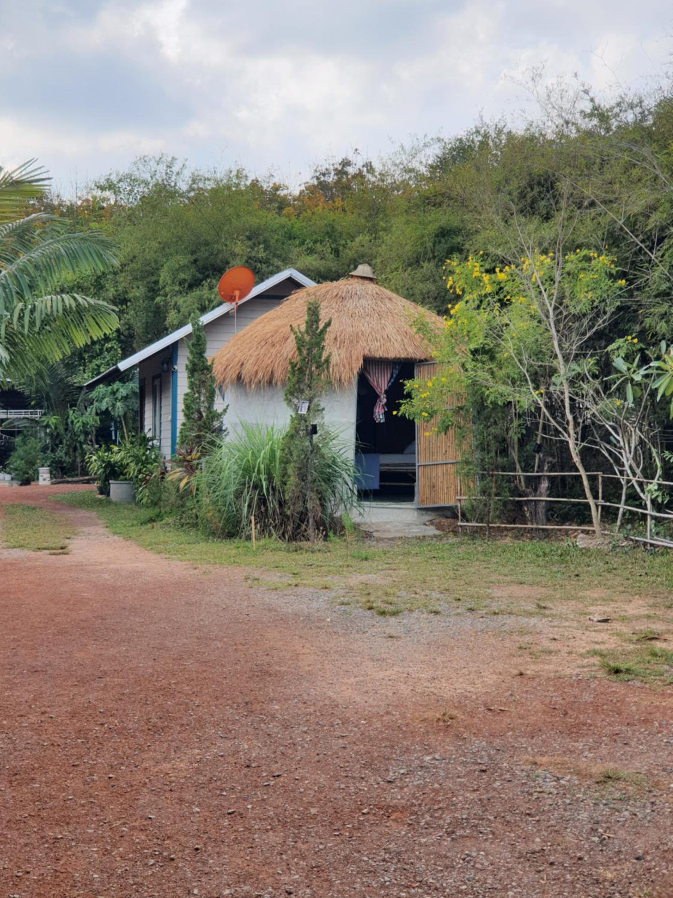 Saengcha Farm Resort