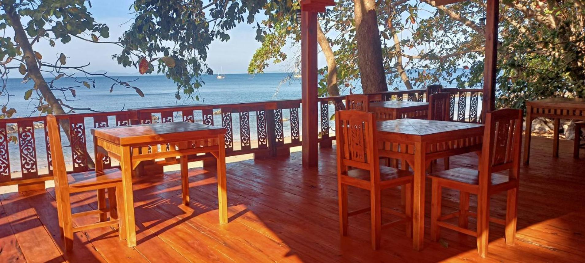 Kohjum Seafront Resort view 4