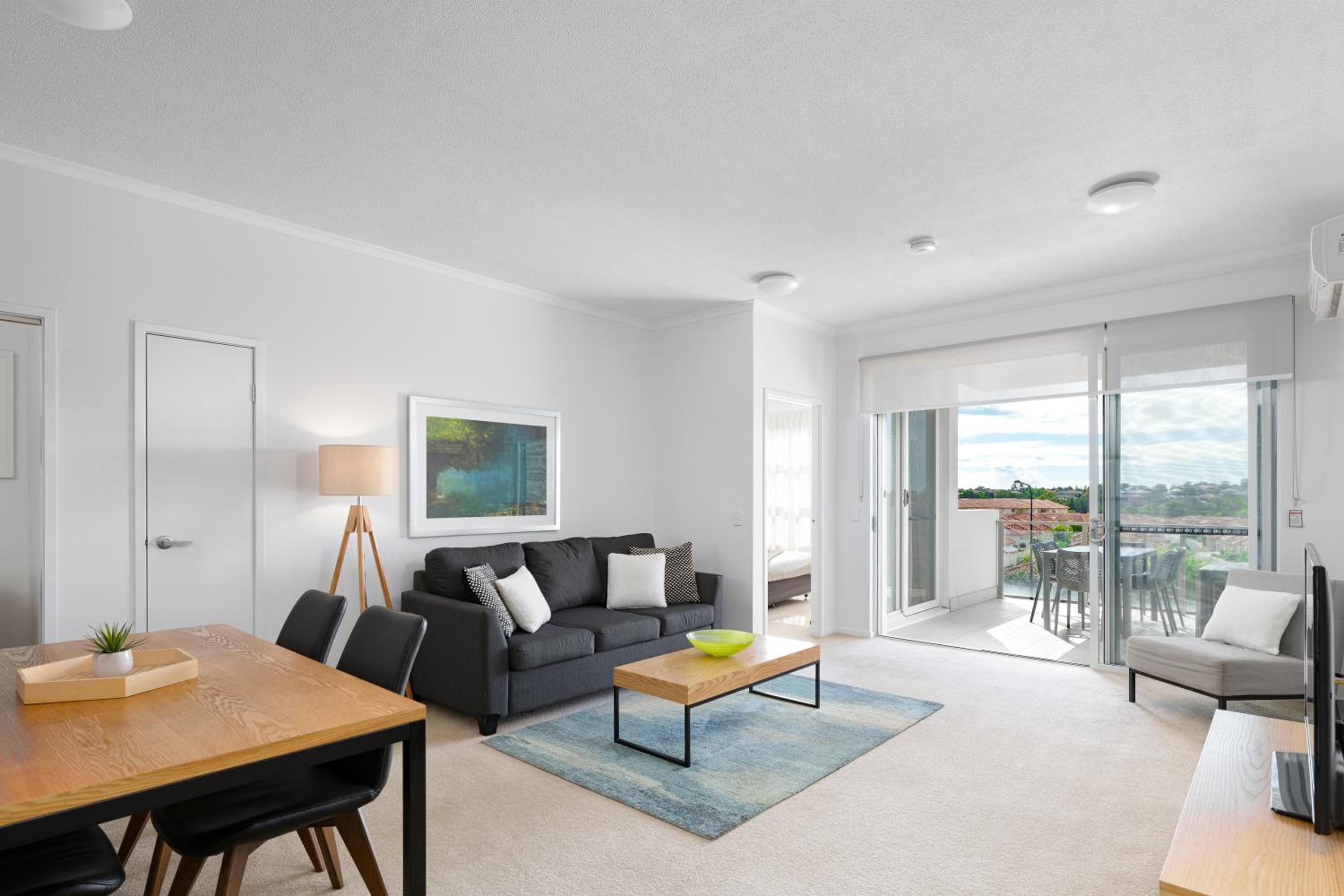 Boulevard North Lakes - Image 2