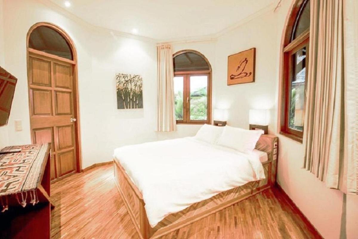 Urbanest Inn Villa