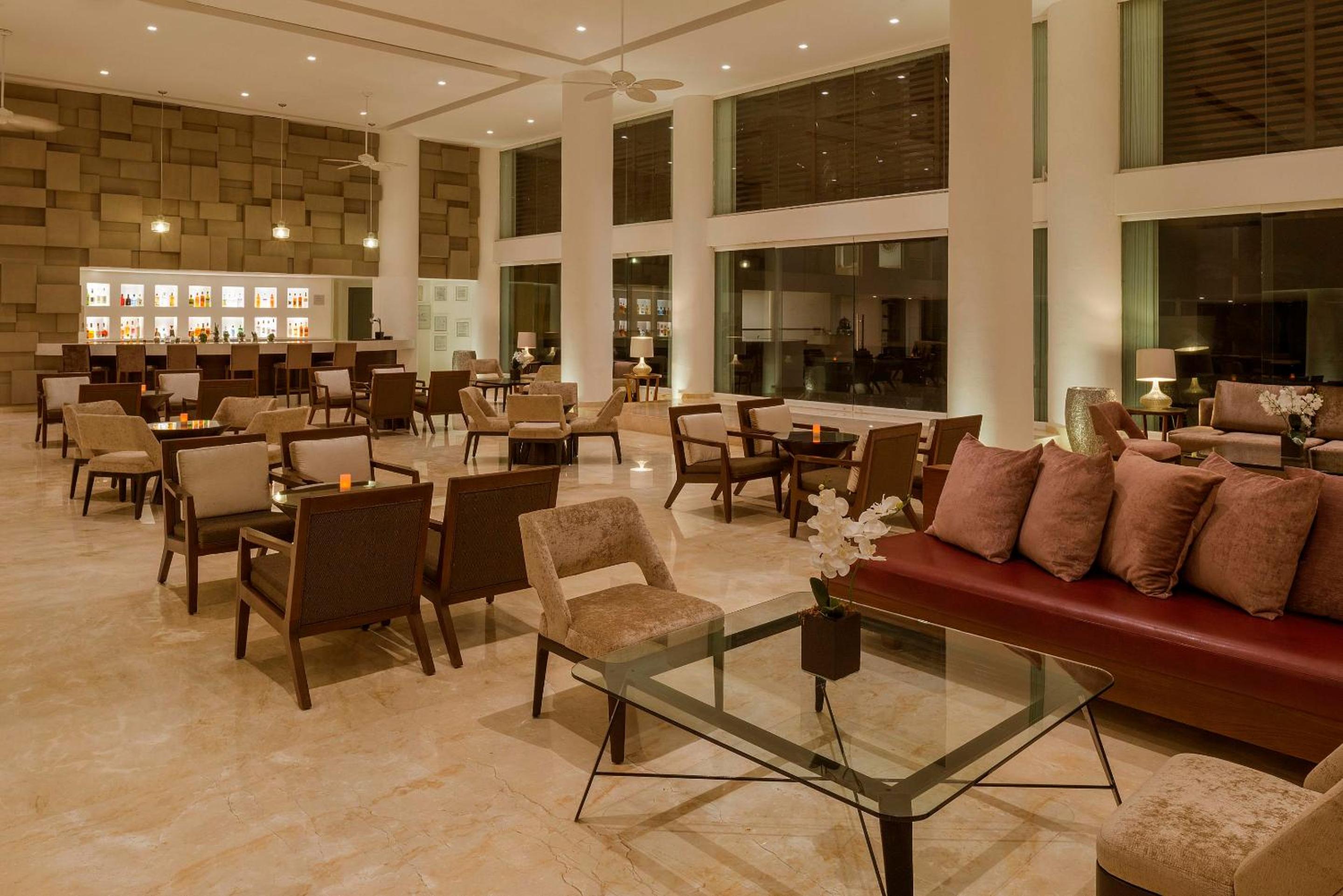 Hotel Playacar Palace