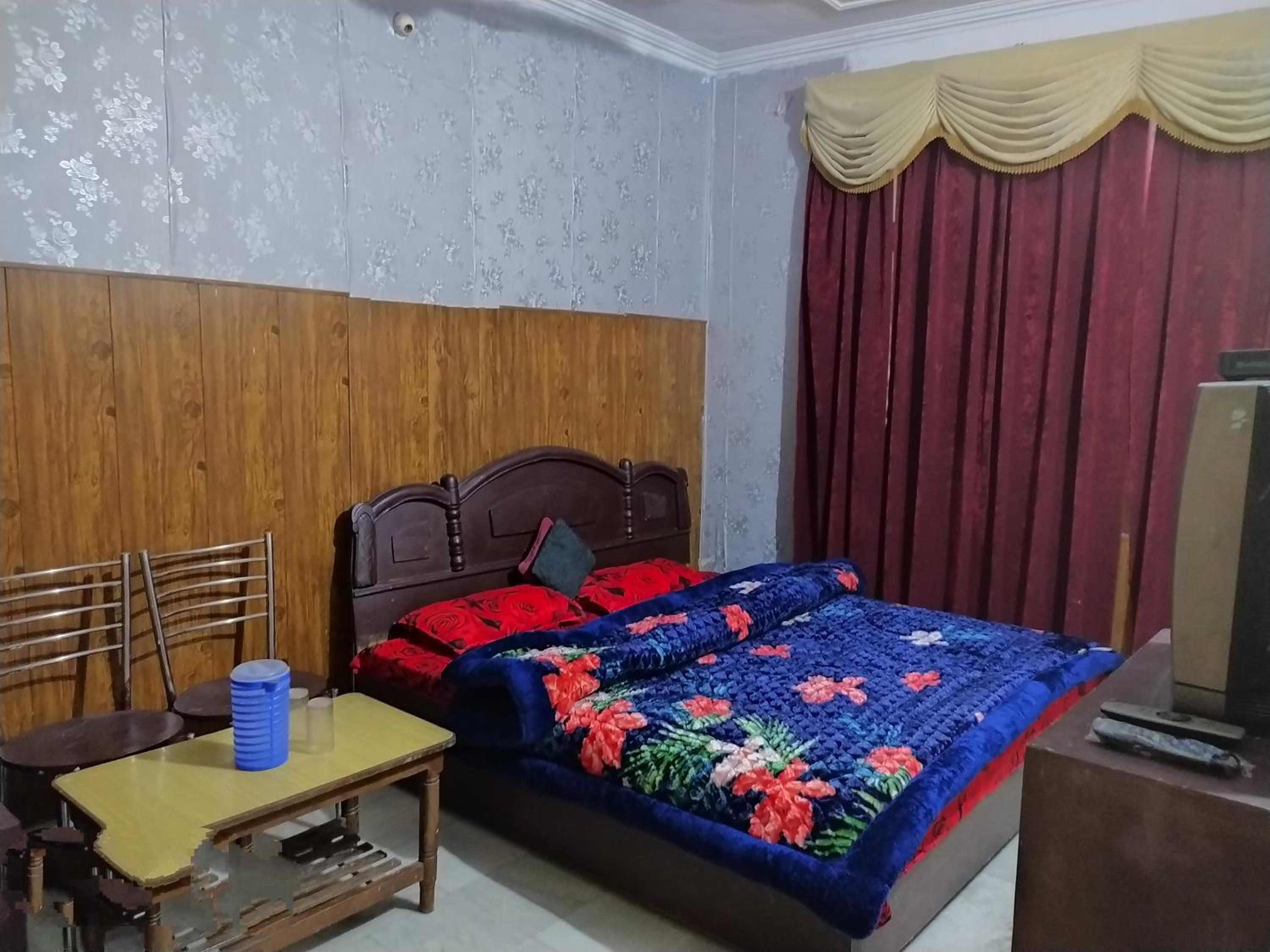 SUMAN GUEST HOUSE view 2