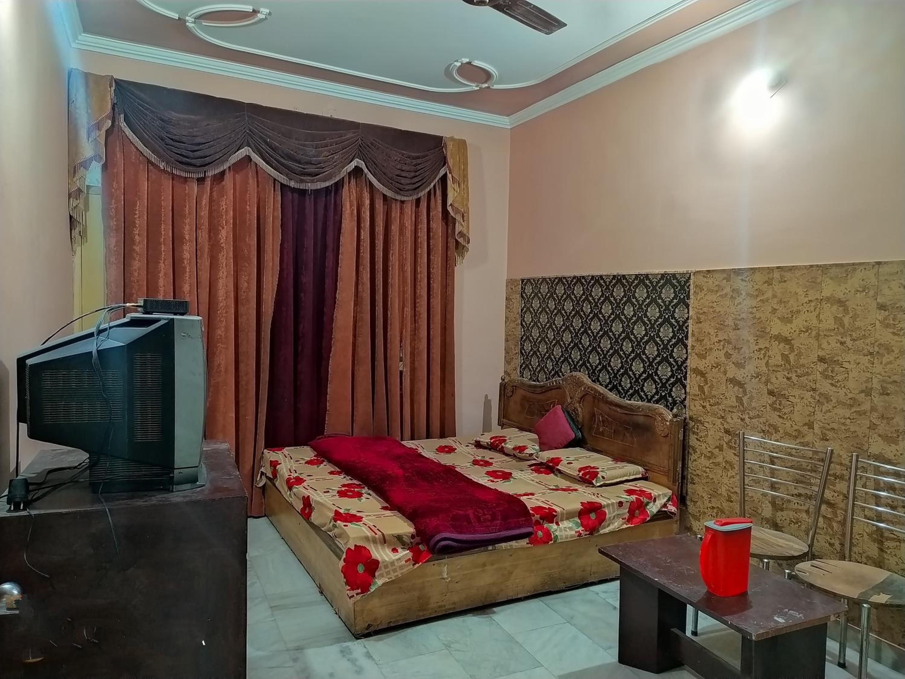 SUMAN GUEST HOUSE view 5