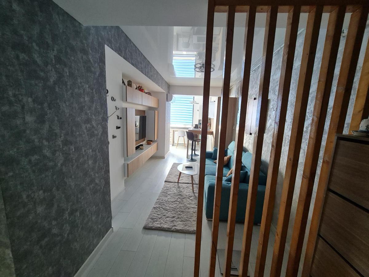 Adam and Eva Nest view 3