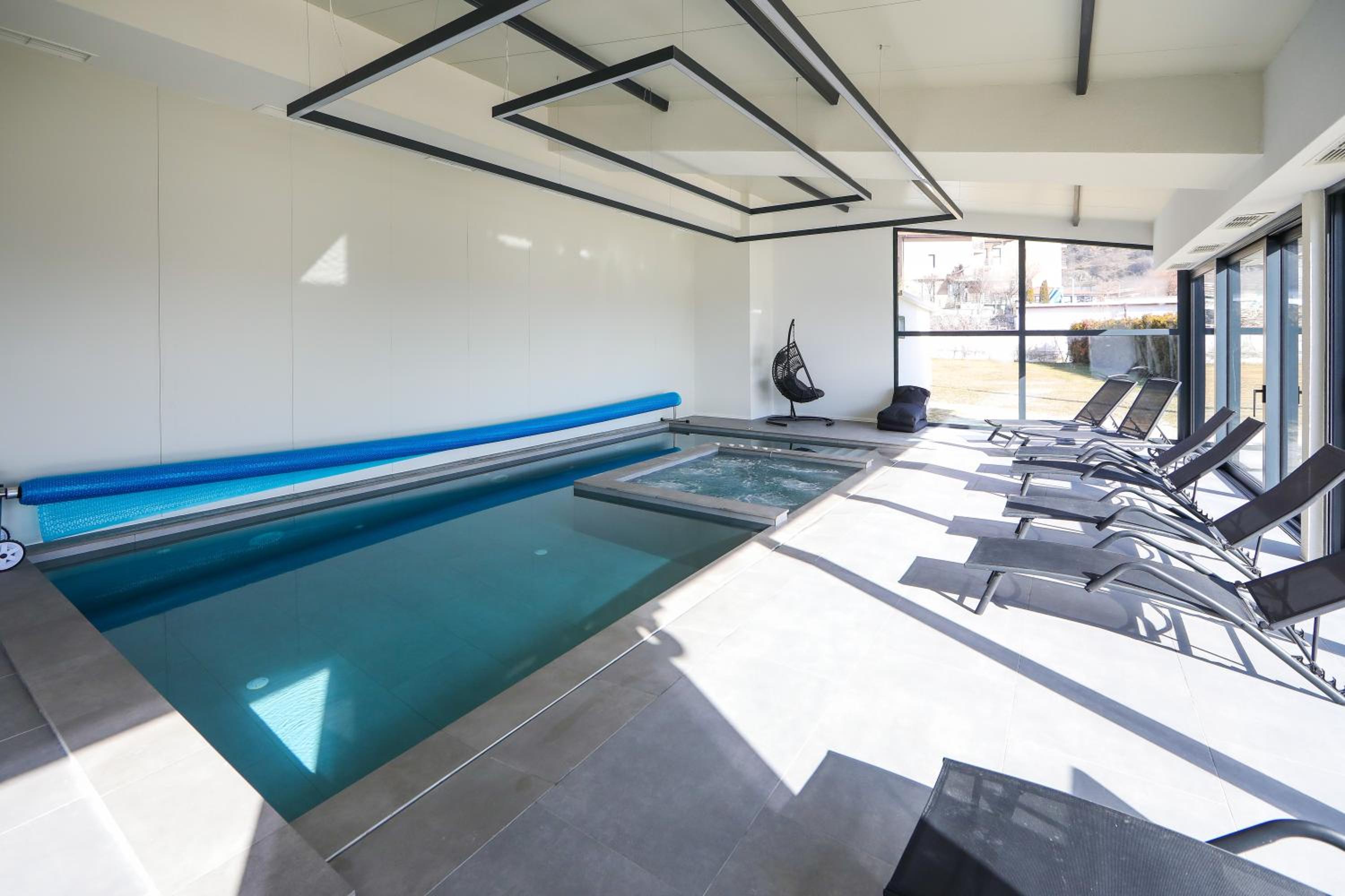 GRAFFIT Luxury houses
