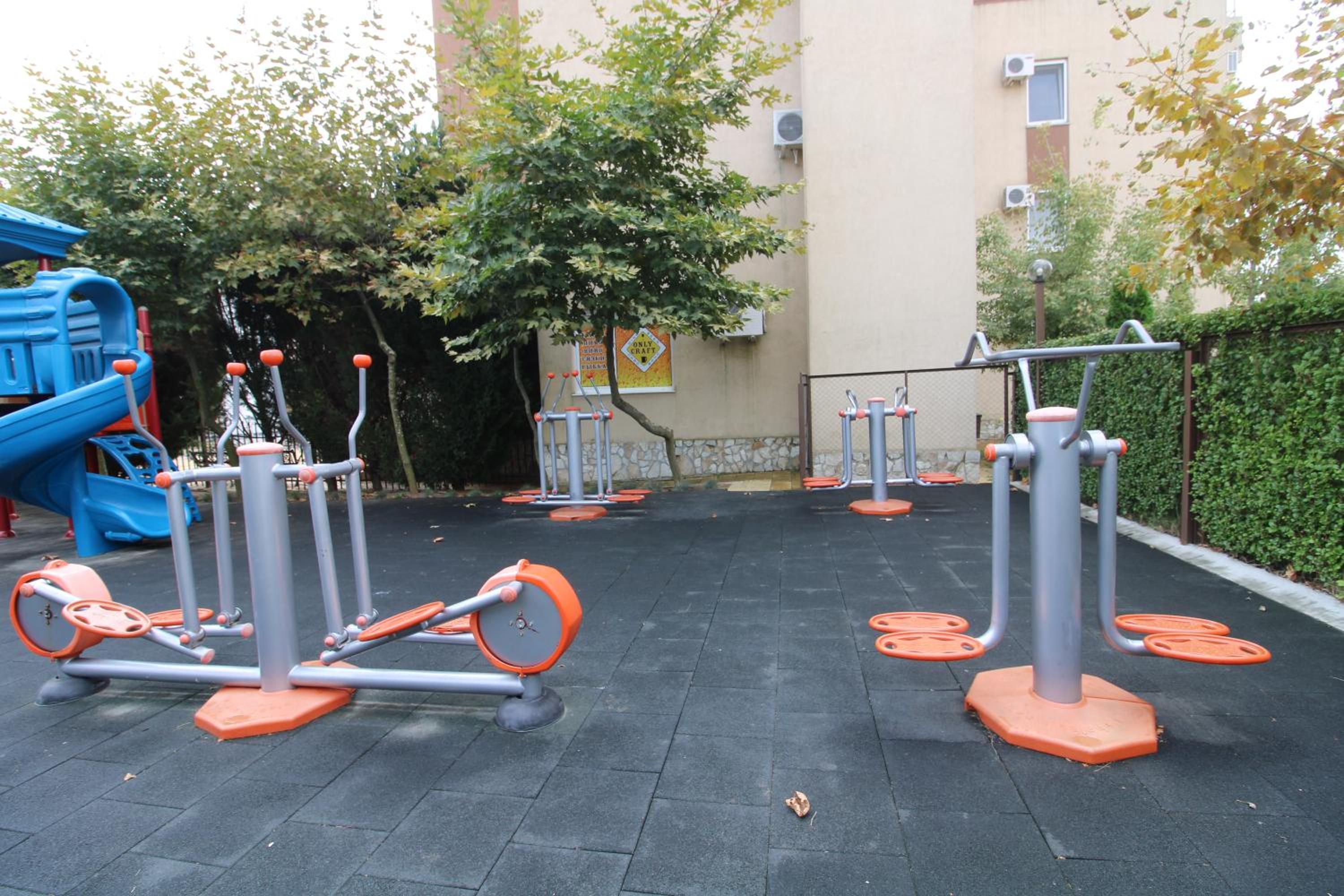 Photo 6