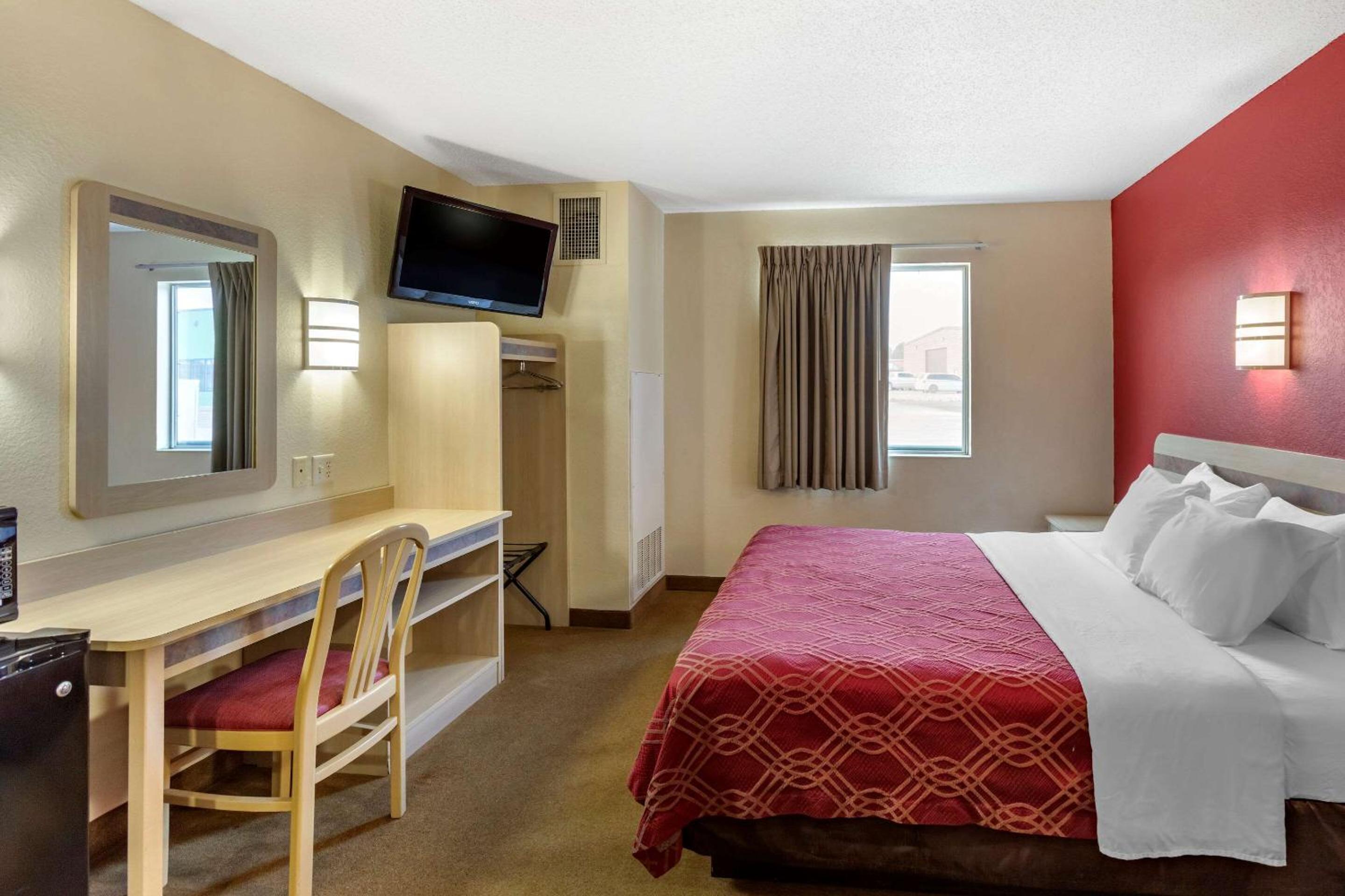 Econo Lodge Belle Fourche