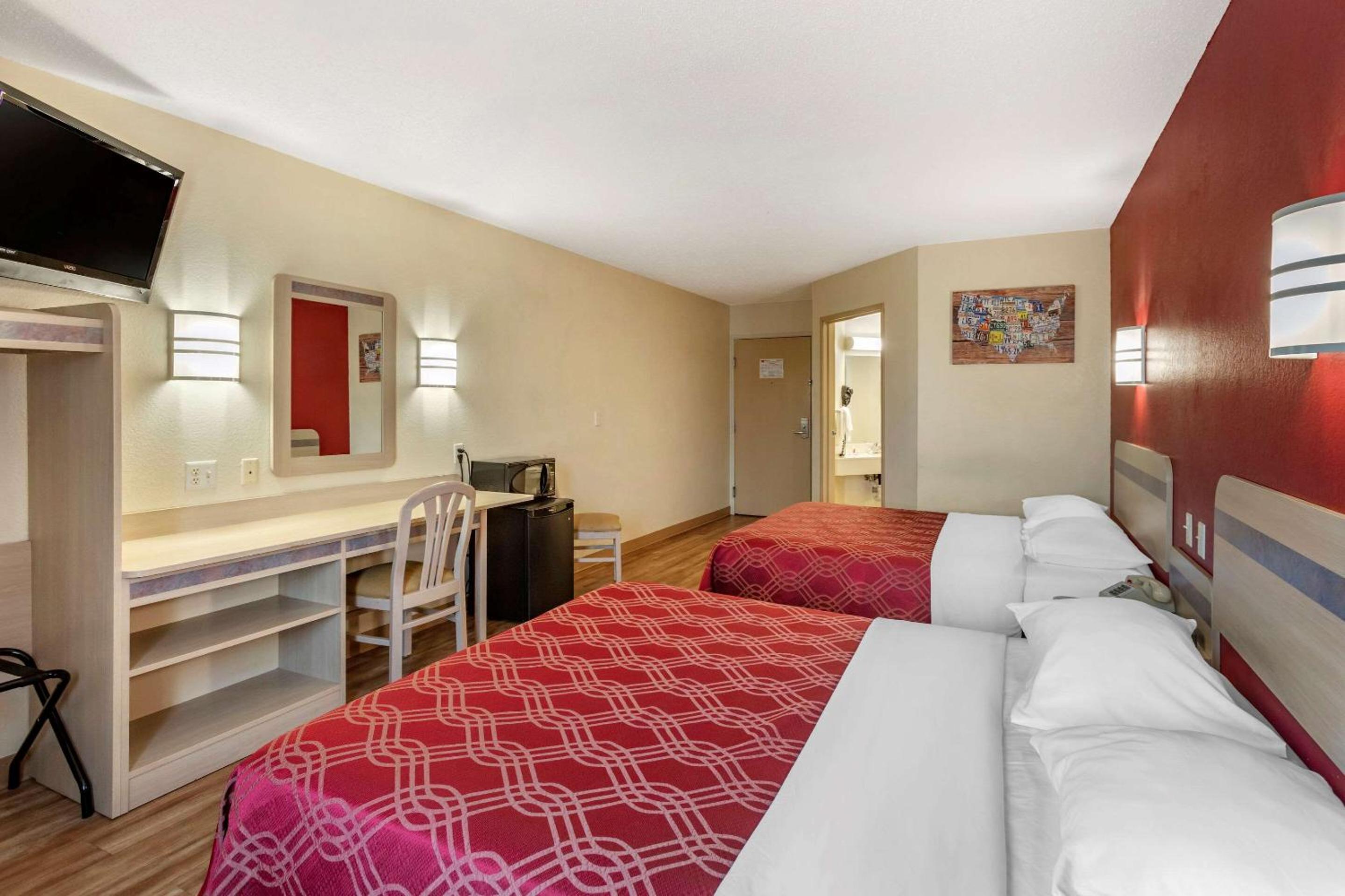 Econo Lodge Belle Fourche