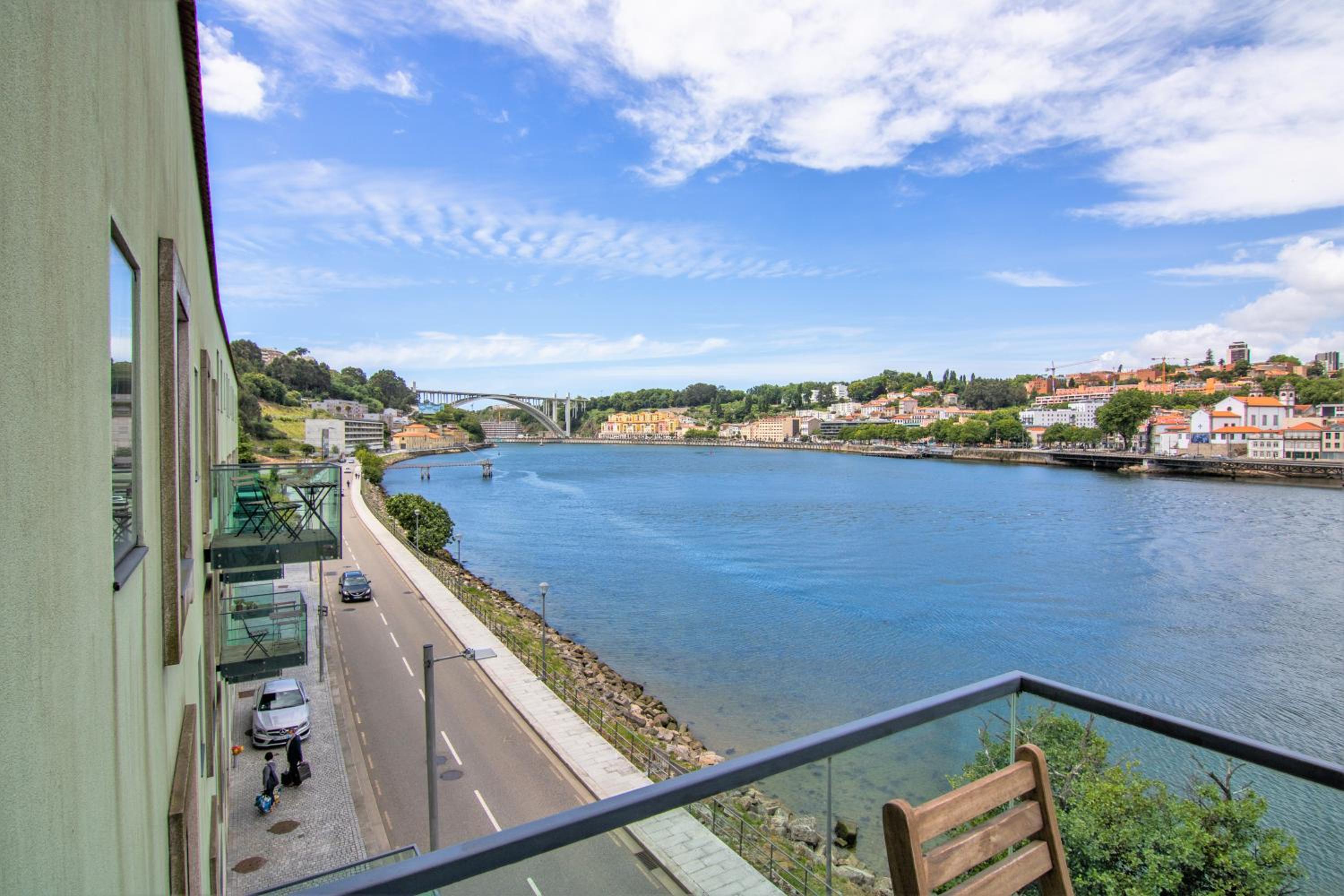 Douro Destilaria Residence by Porto City Hosts view 2