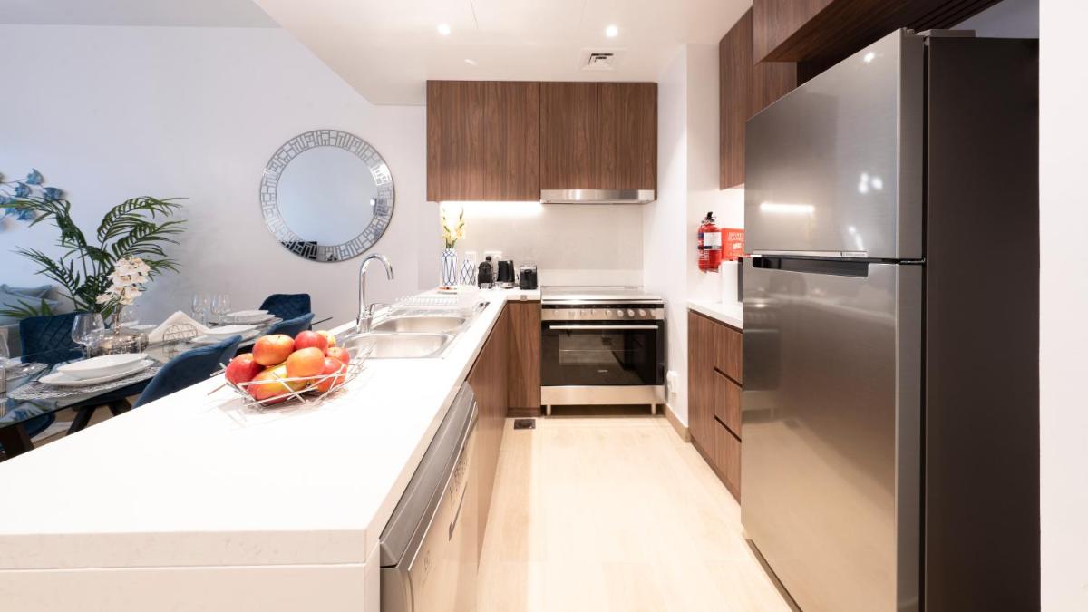 Ultimate Stay - 4 Beds - La Mer - Sunset Marina View