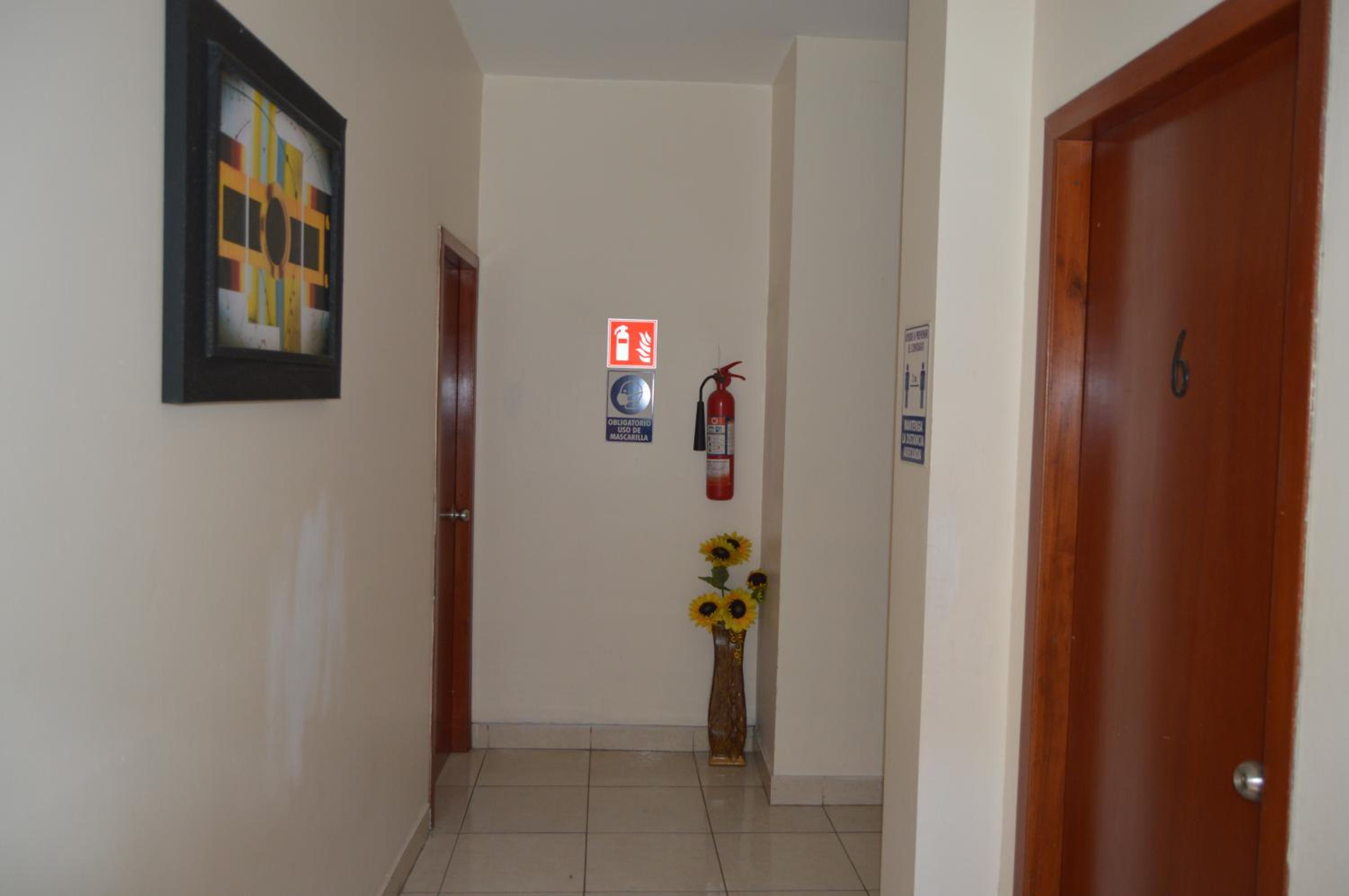 Photo 32