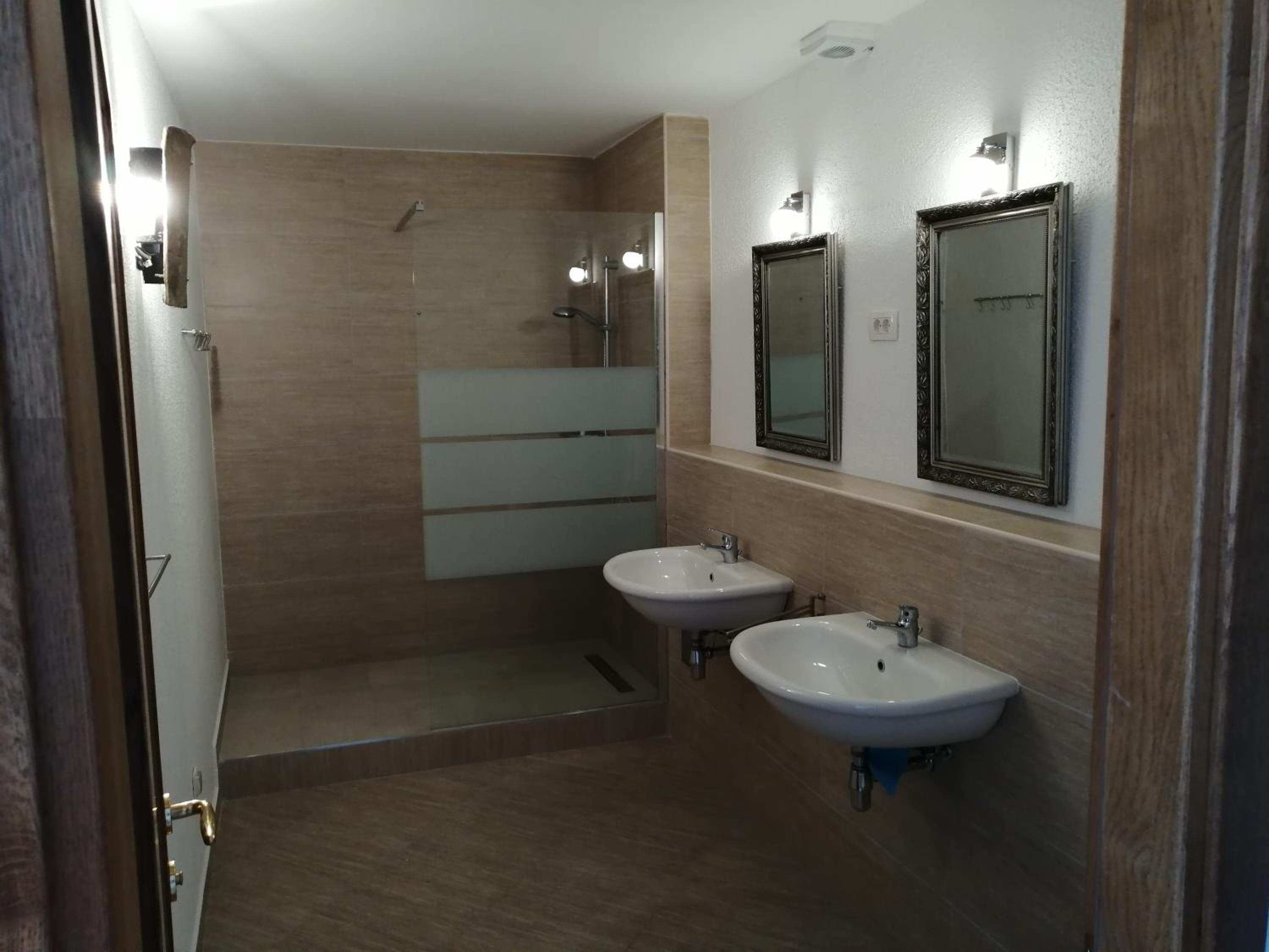 Apartments Kuća Nebeska