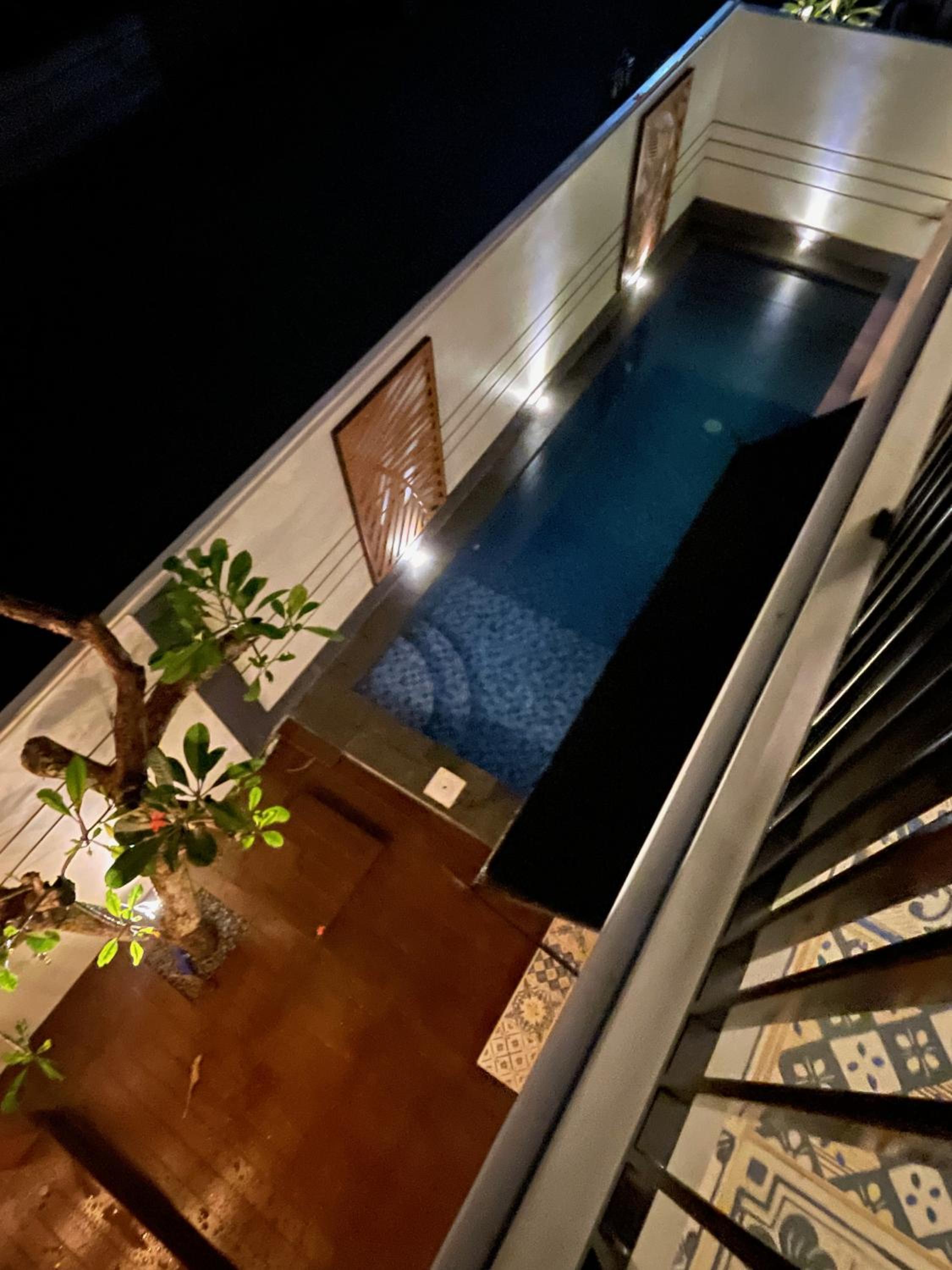 Hening Pool Villa view 3
