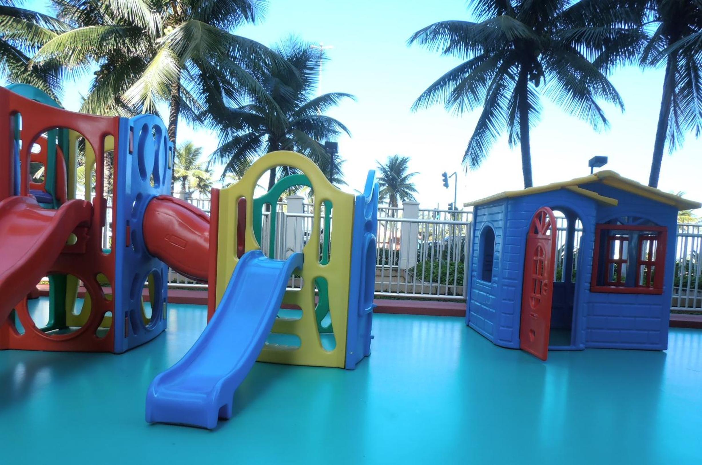 Apartamento beira-mar posto 5 Barra da Tijuca