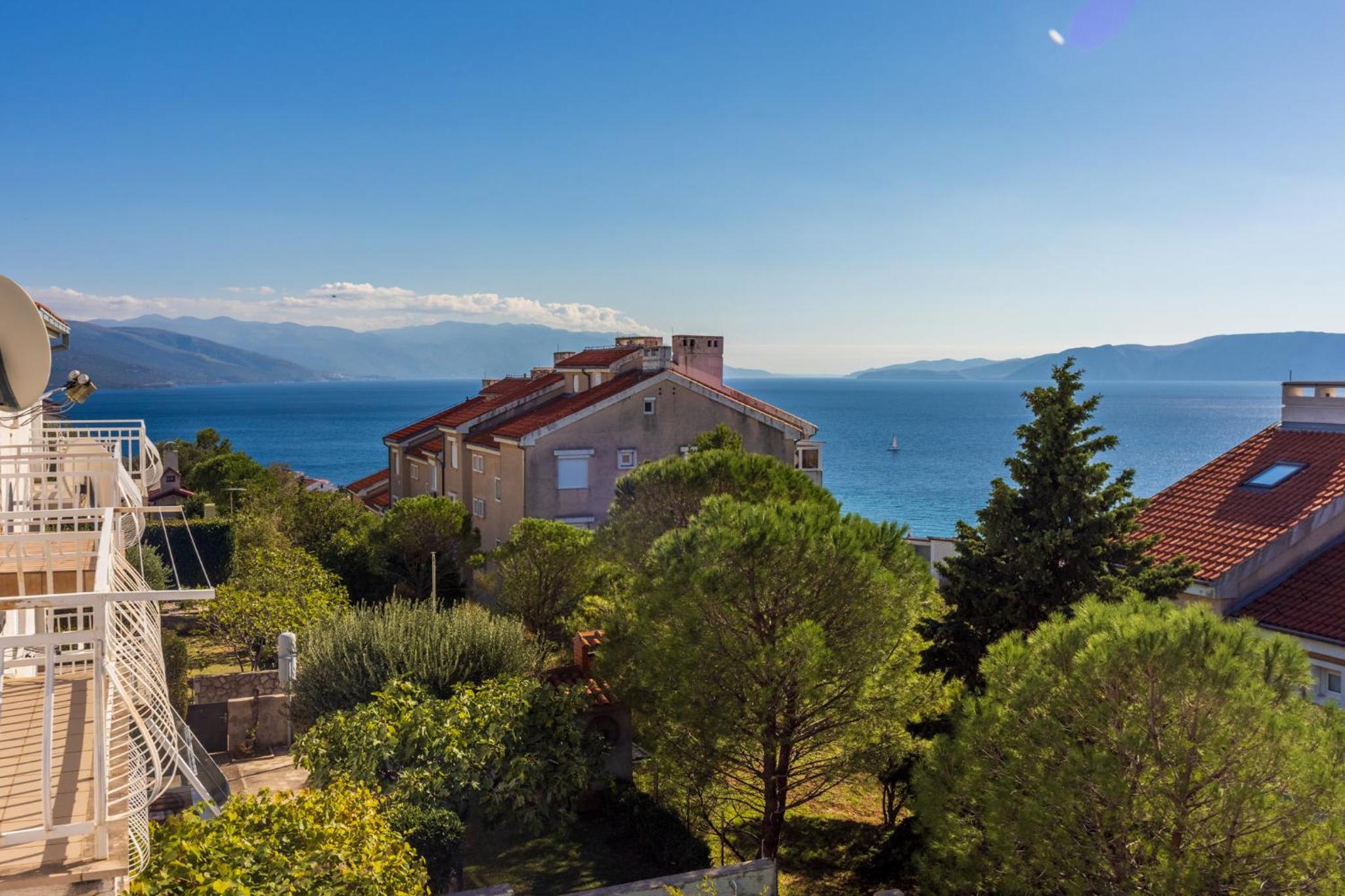 KUCA DELEUT view 5