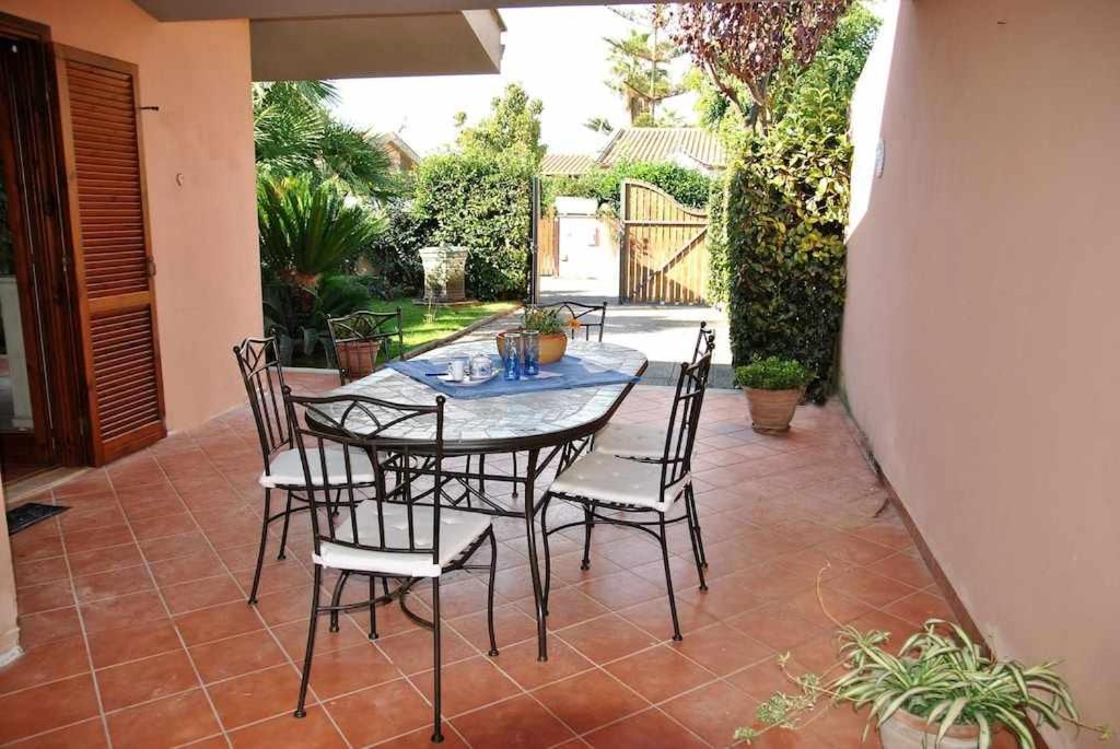 VILLA LENA 100 mt dal mare tra Terracina e Sperlonga view 4