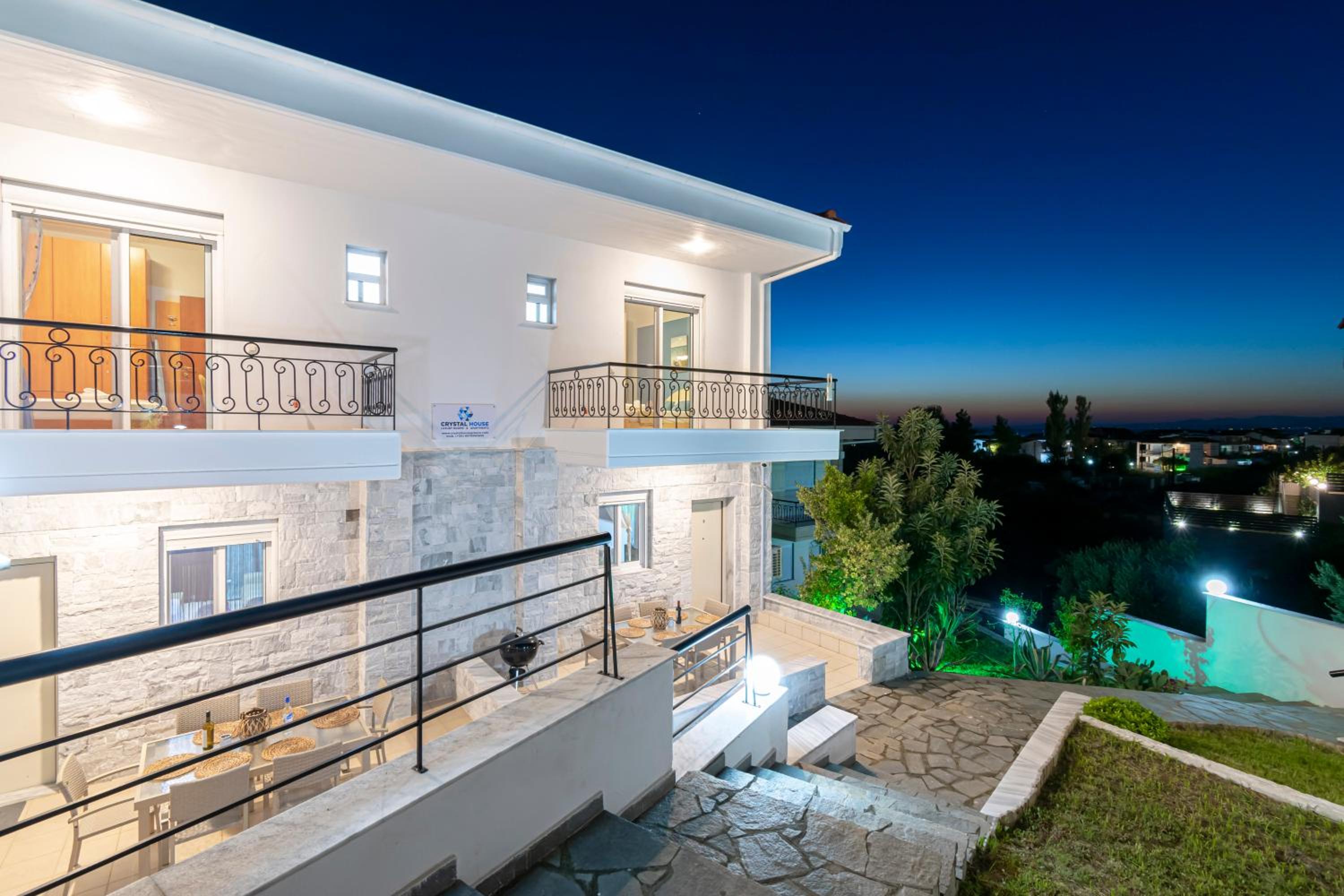 Crystal House photo 2
