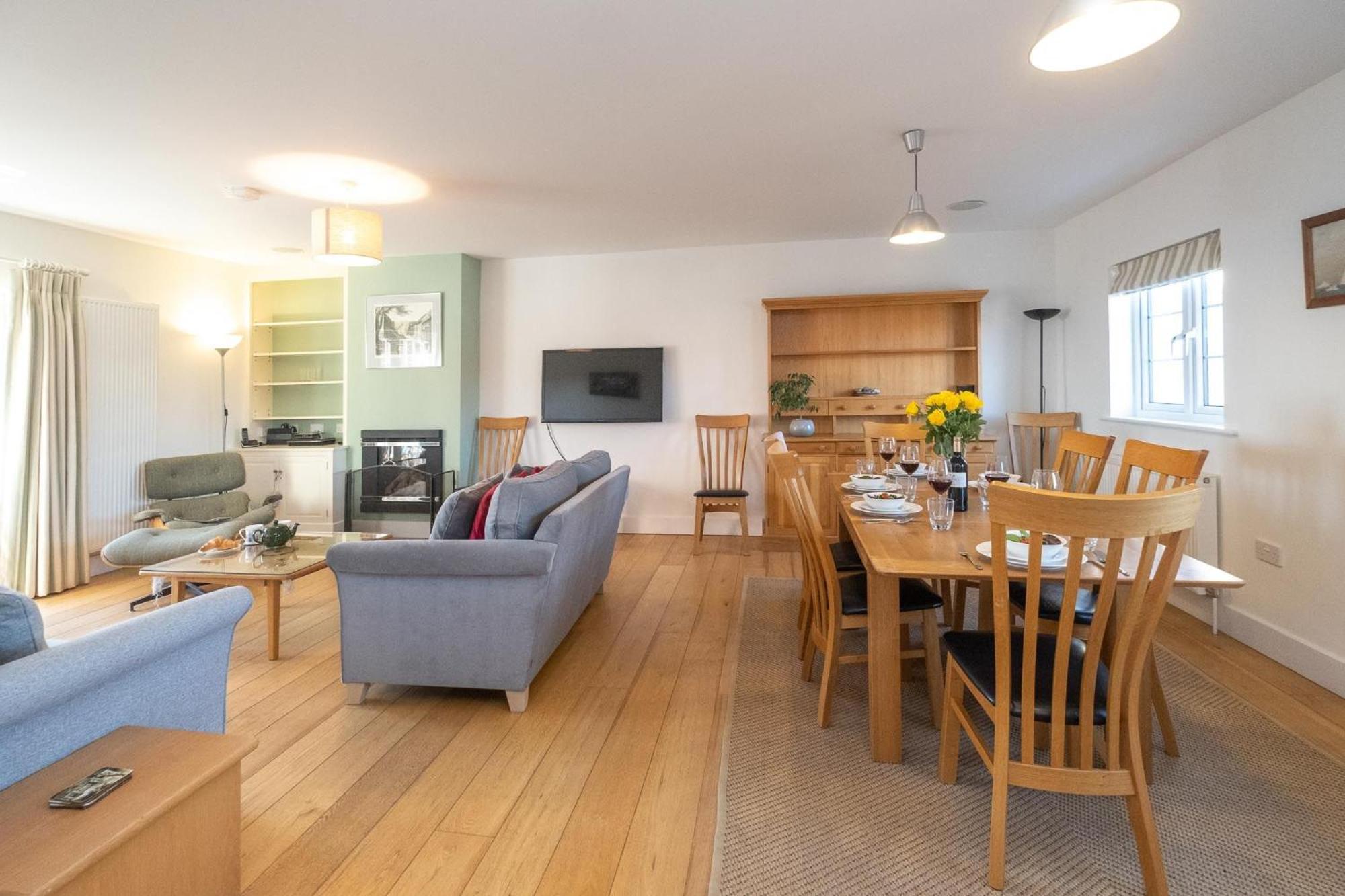 Gun Lodge - Aldeburgh Coastal Cottages