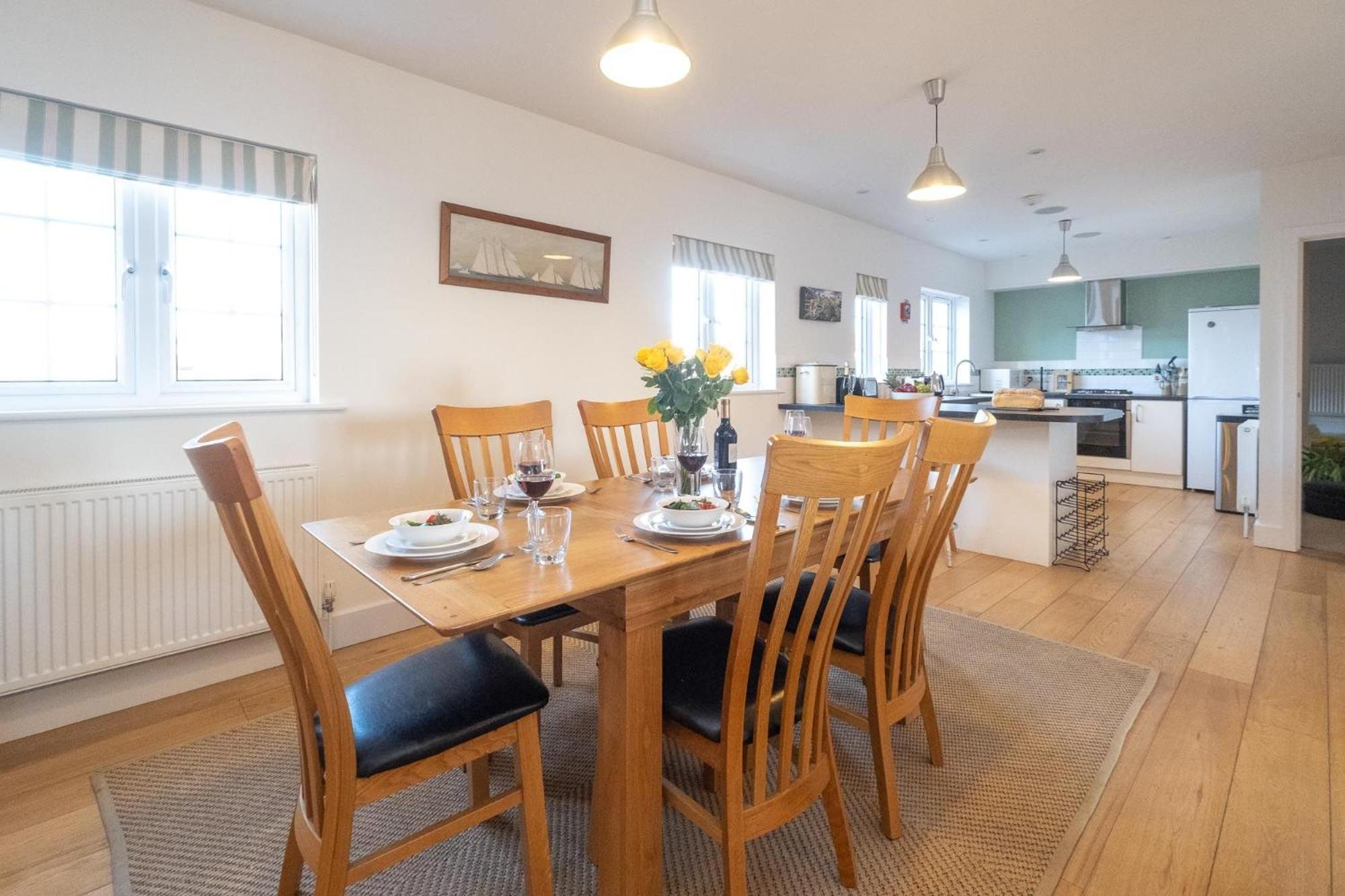 Gun Lodge Aldeburgh Coastal Cottages — 14