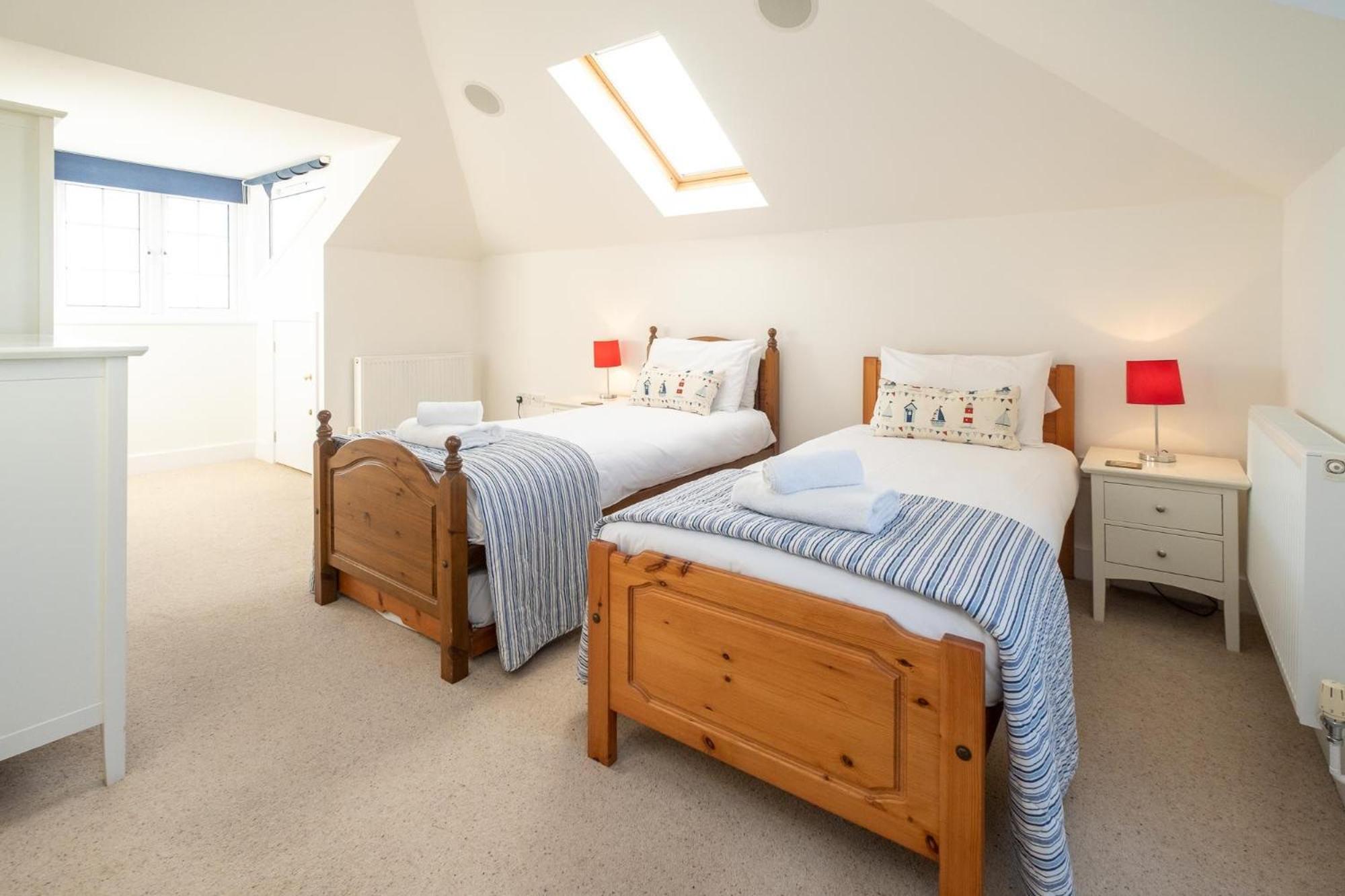 Gun Lodge - Aldeburgh Coastal Cottages