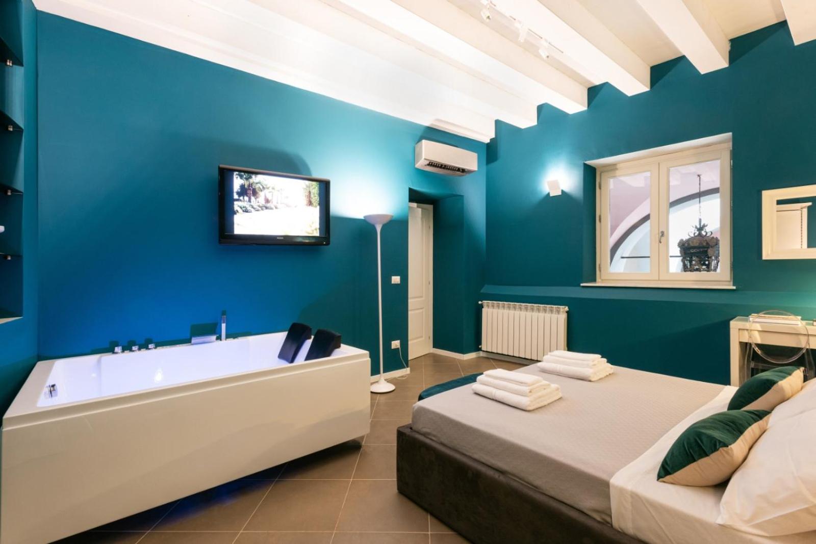 Carlo Suite Apartments con Vasca Idromassaggio view 5