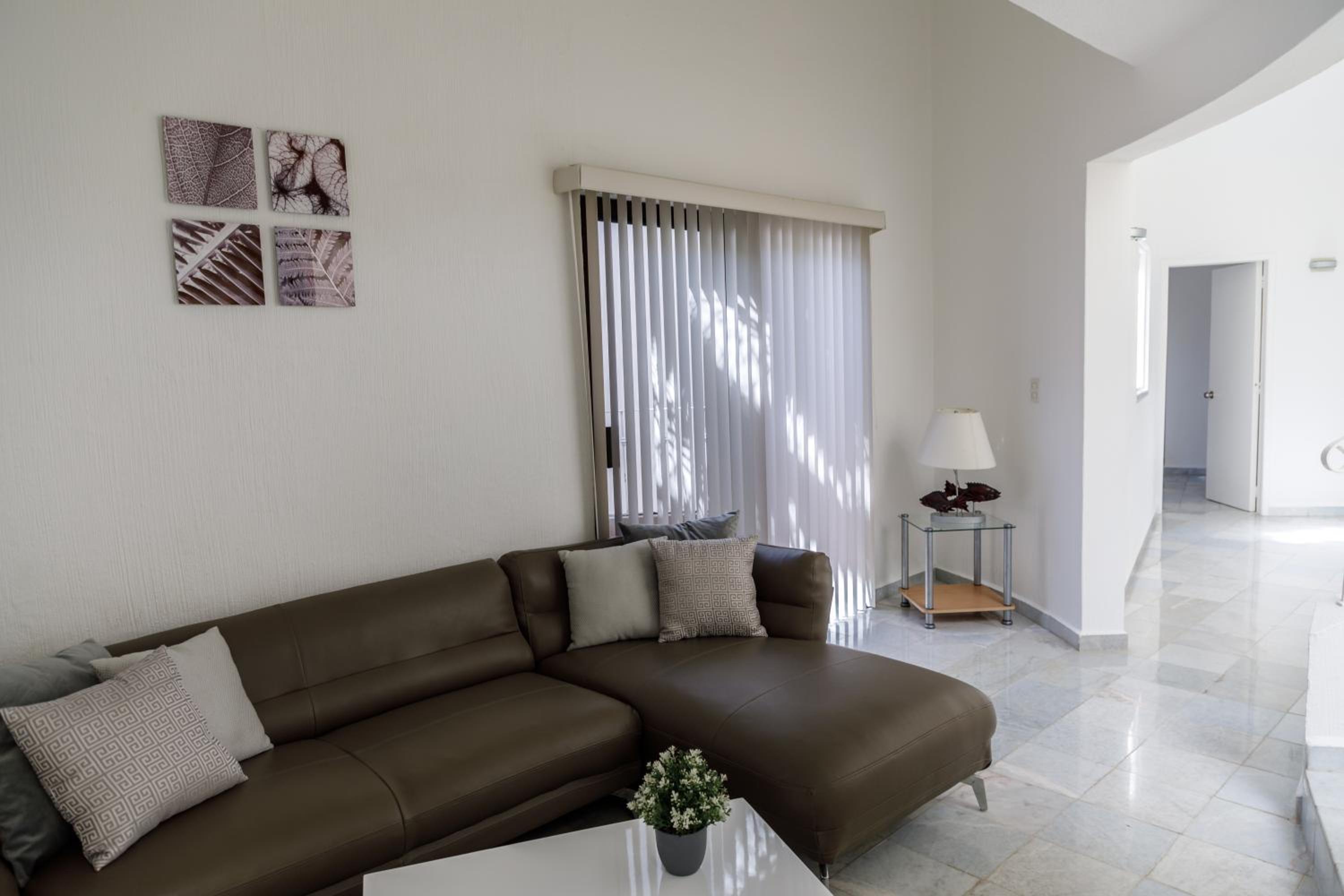 Villas La Marina