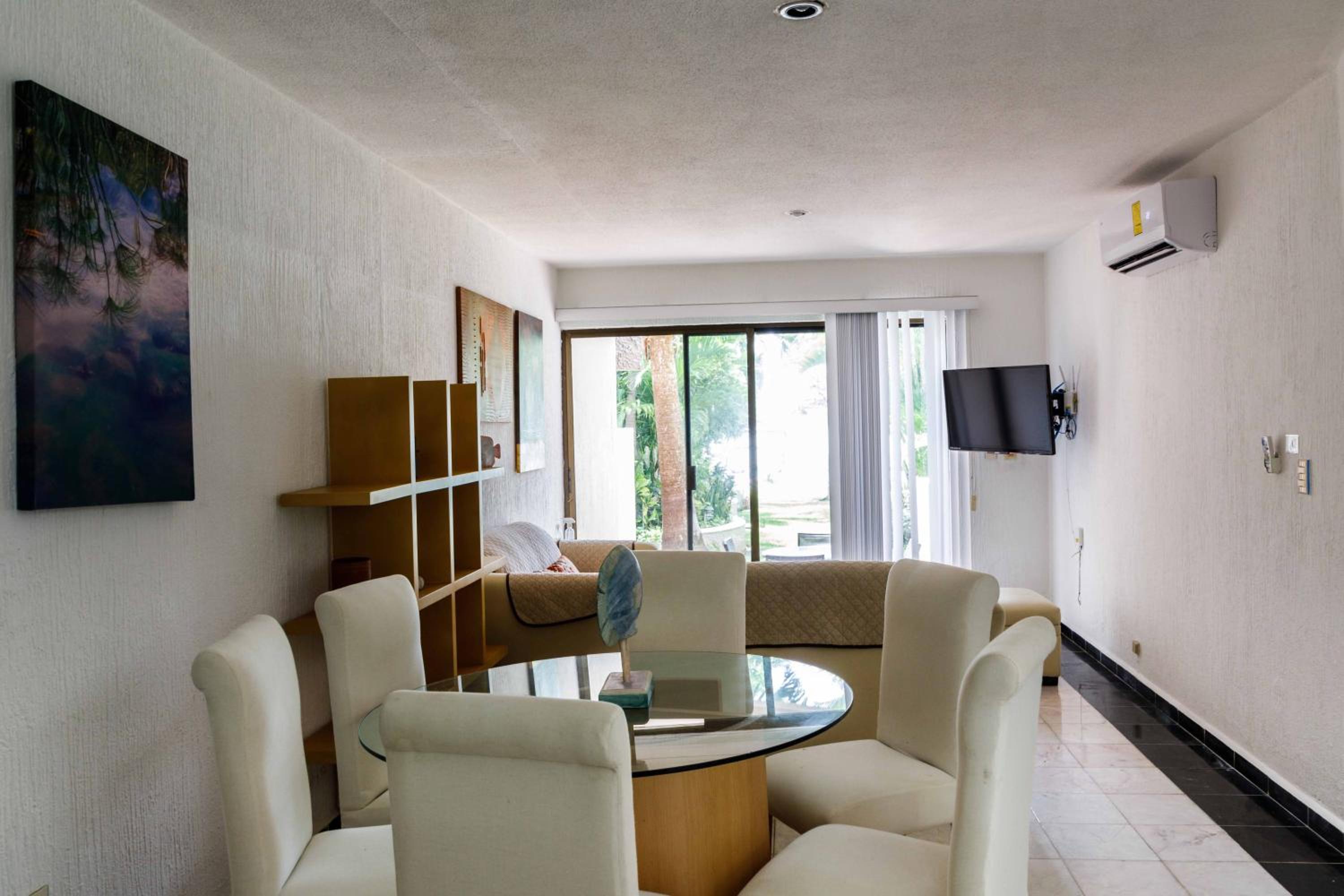 Villas La Marina