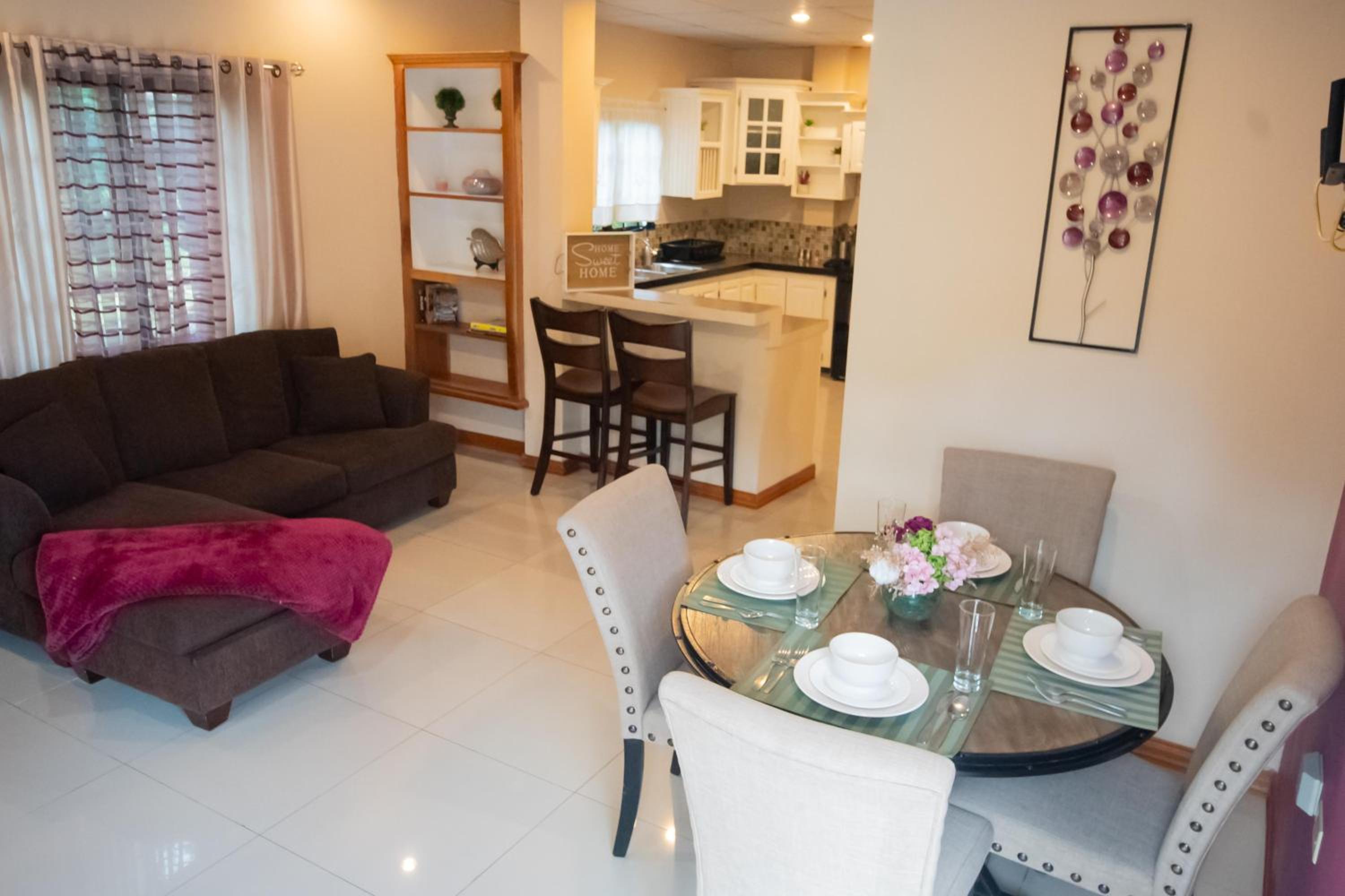 Stacys Place #1 2 Bedroom Apartment