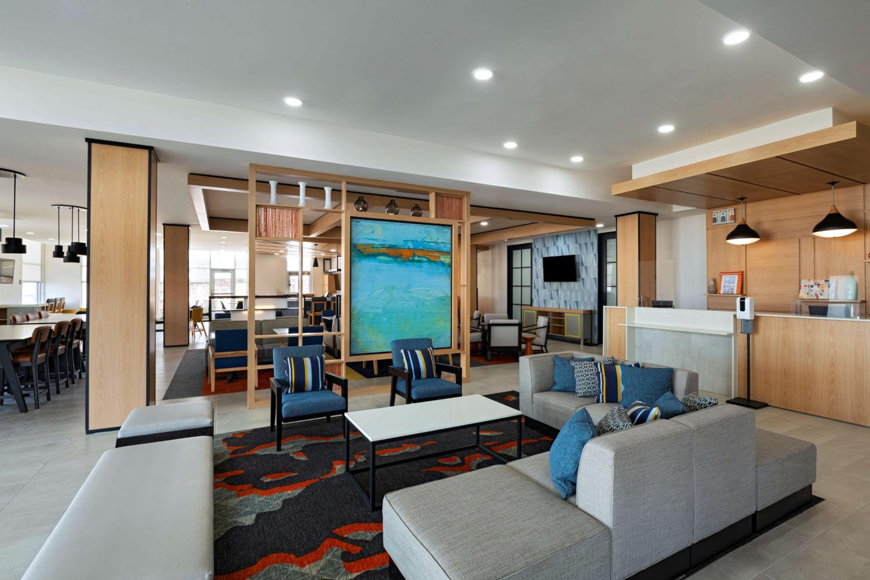 Carlsbad Vacations - Hyatt House Carlsbad - Property Image 7