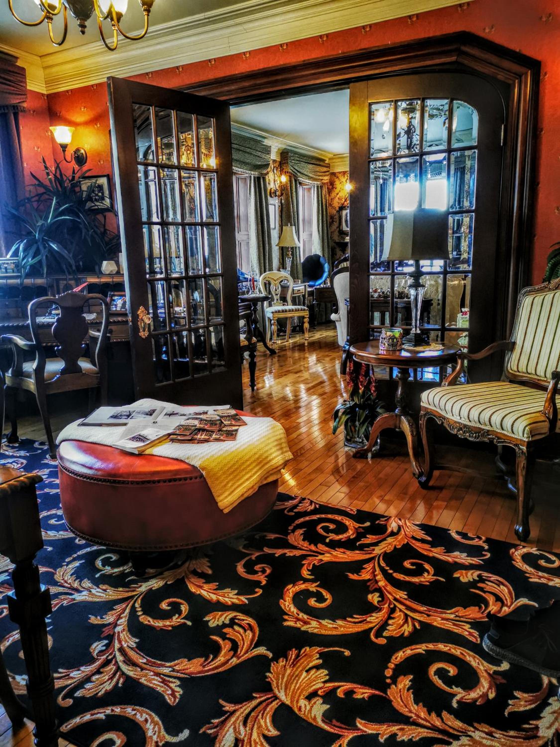 lounge