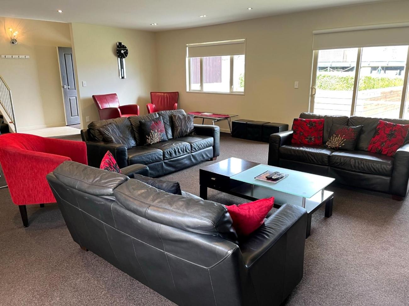 38 St James Avenue view 4