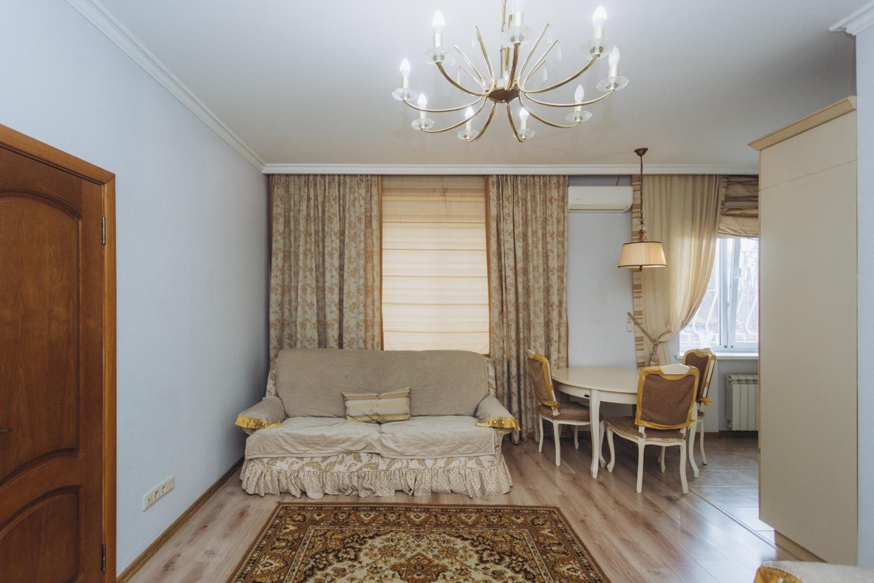 Apartment LUX Center view 3