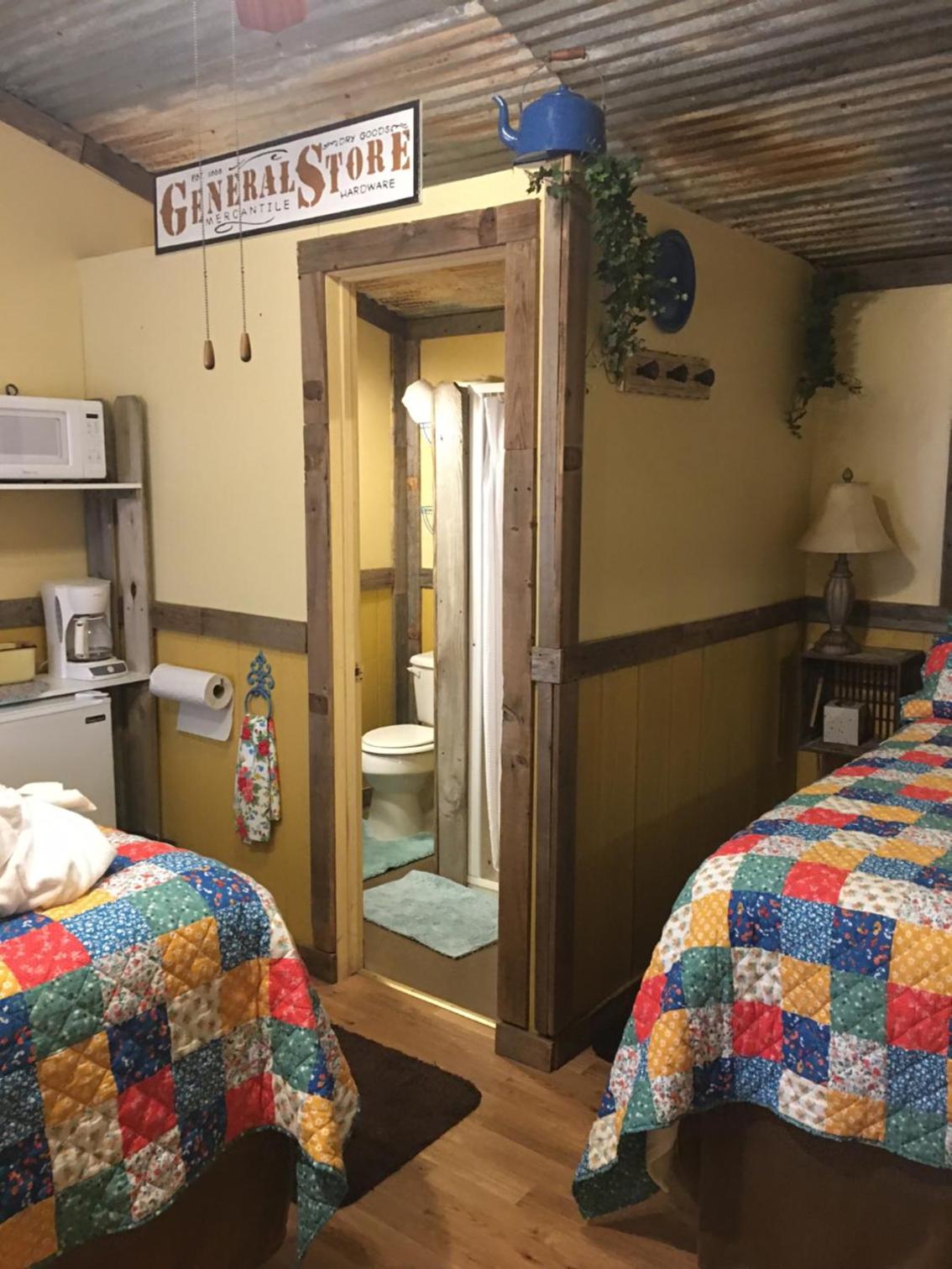 Acorn Hideaways Canton Charming Pioneer Suite 1890's General Store view 5