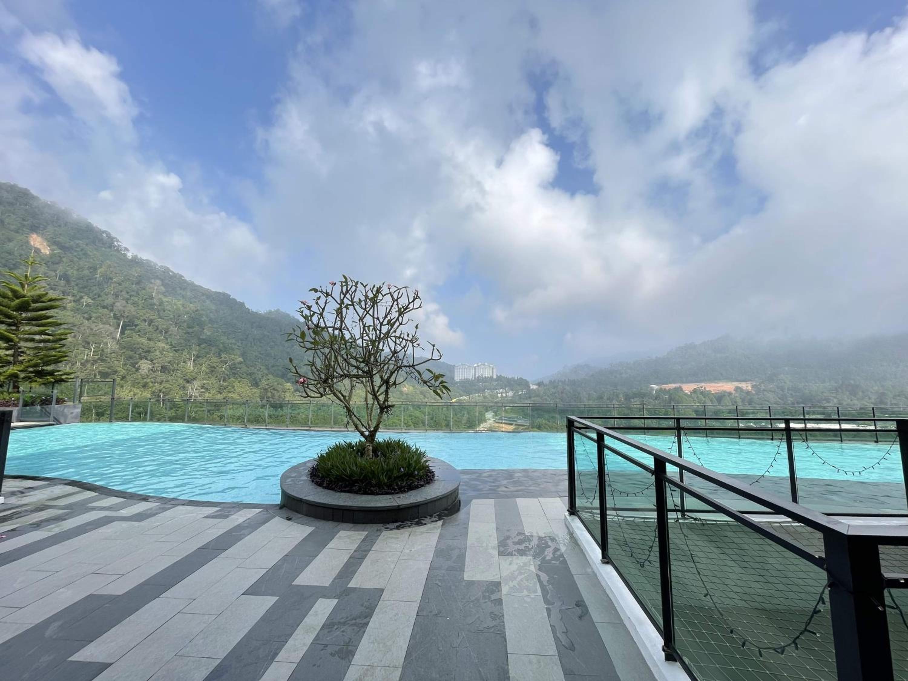 CHARMING & COZY PREMIER SUITES @ VISTA RESIDENCE photo 5