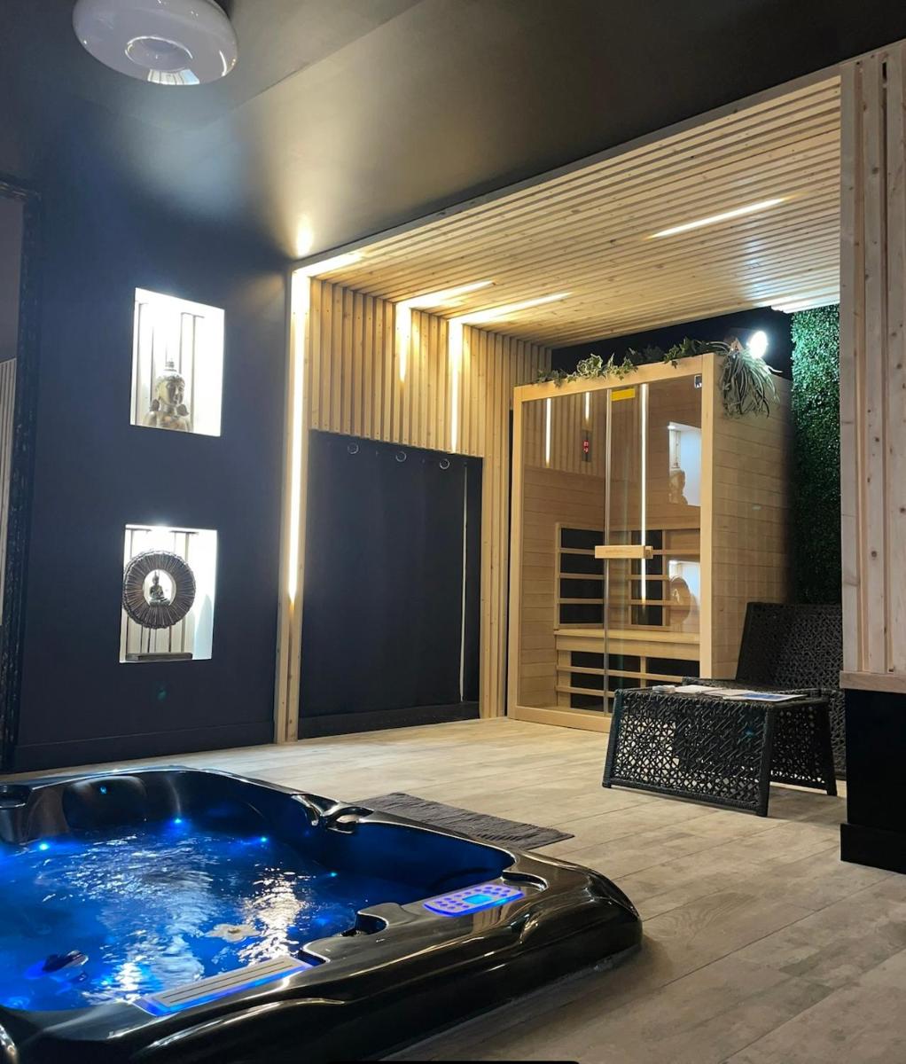 Jacuzzi
