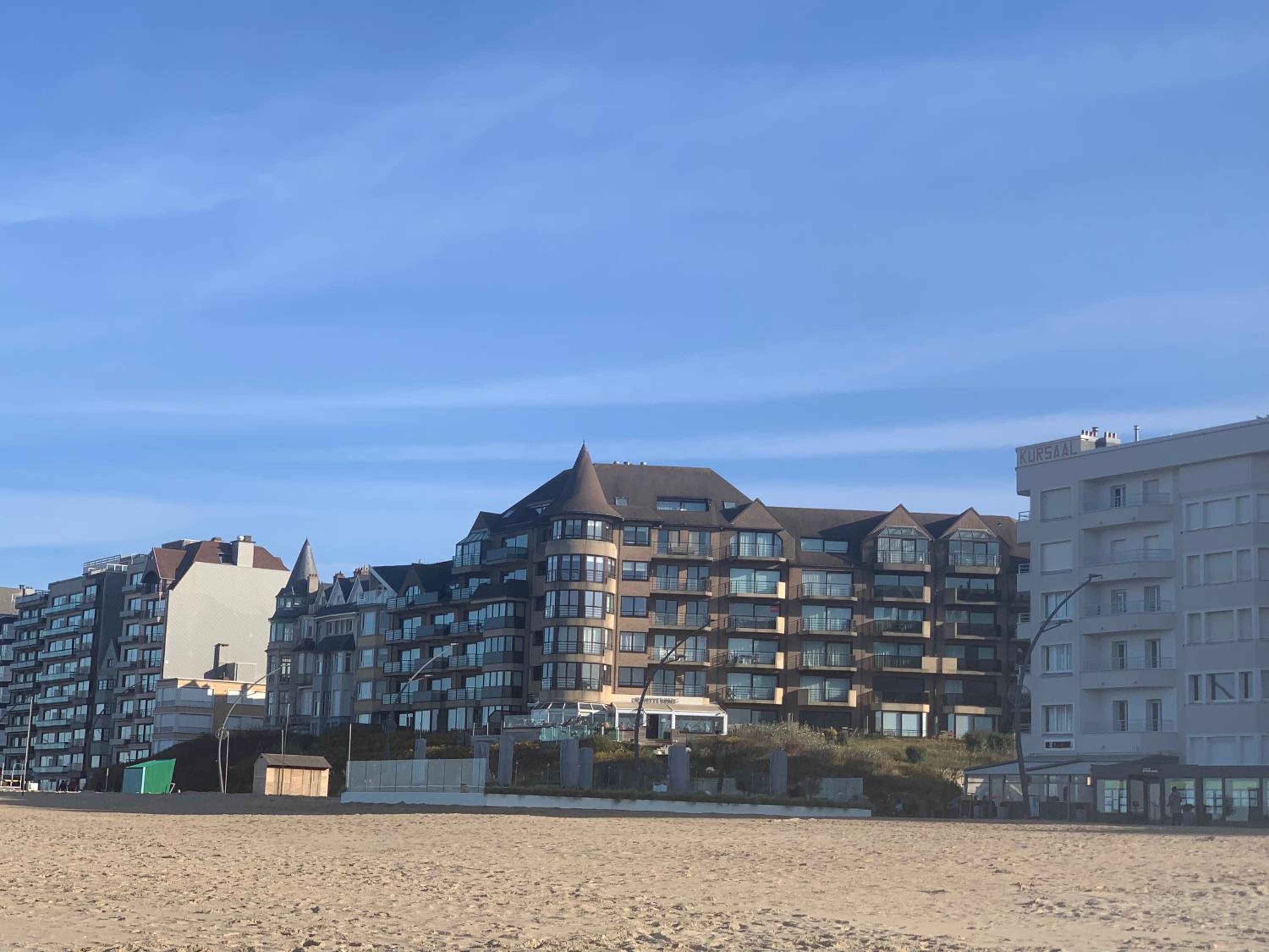 De Witte Berg met zonnig zeezicht & uniek terras!