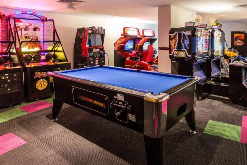 Chevron Renaissance Surfers Paradise Sleeps 10 4th Floor - Optimise BNB