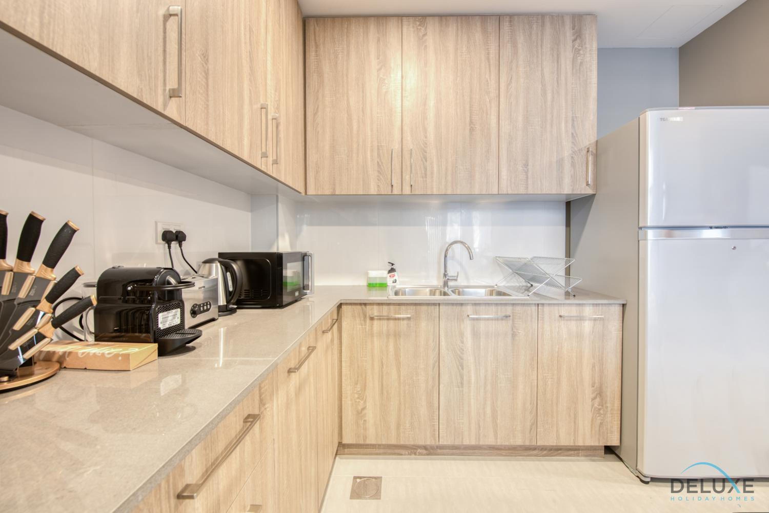 Charming 2BR at Rawda Parkview Town Square Dubailand by Deluxe Holiday Homes — Dubai photo 5
