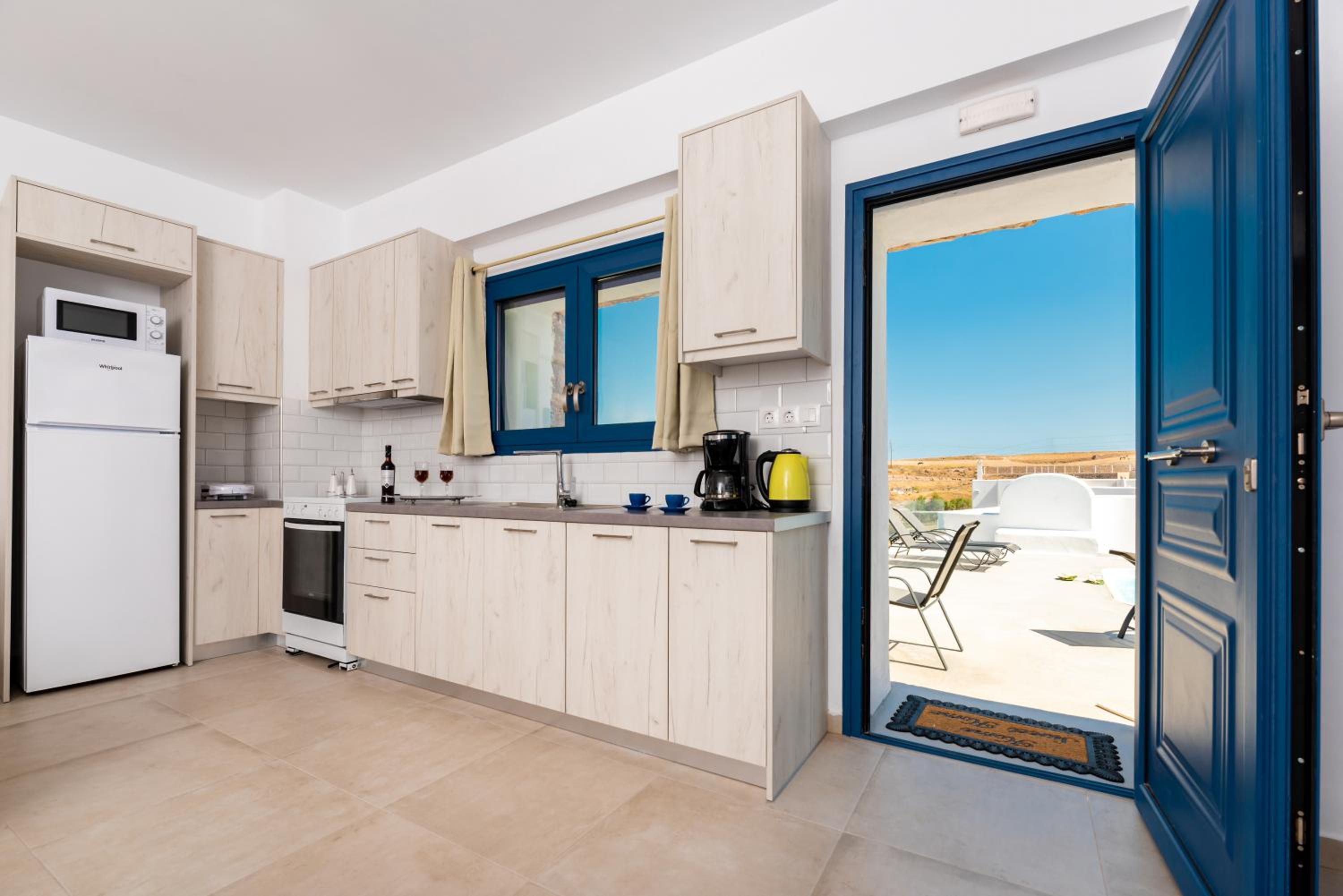 Villa Waves en Monolithos — kitchen